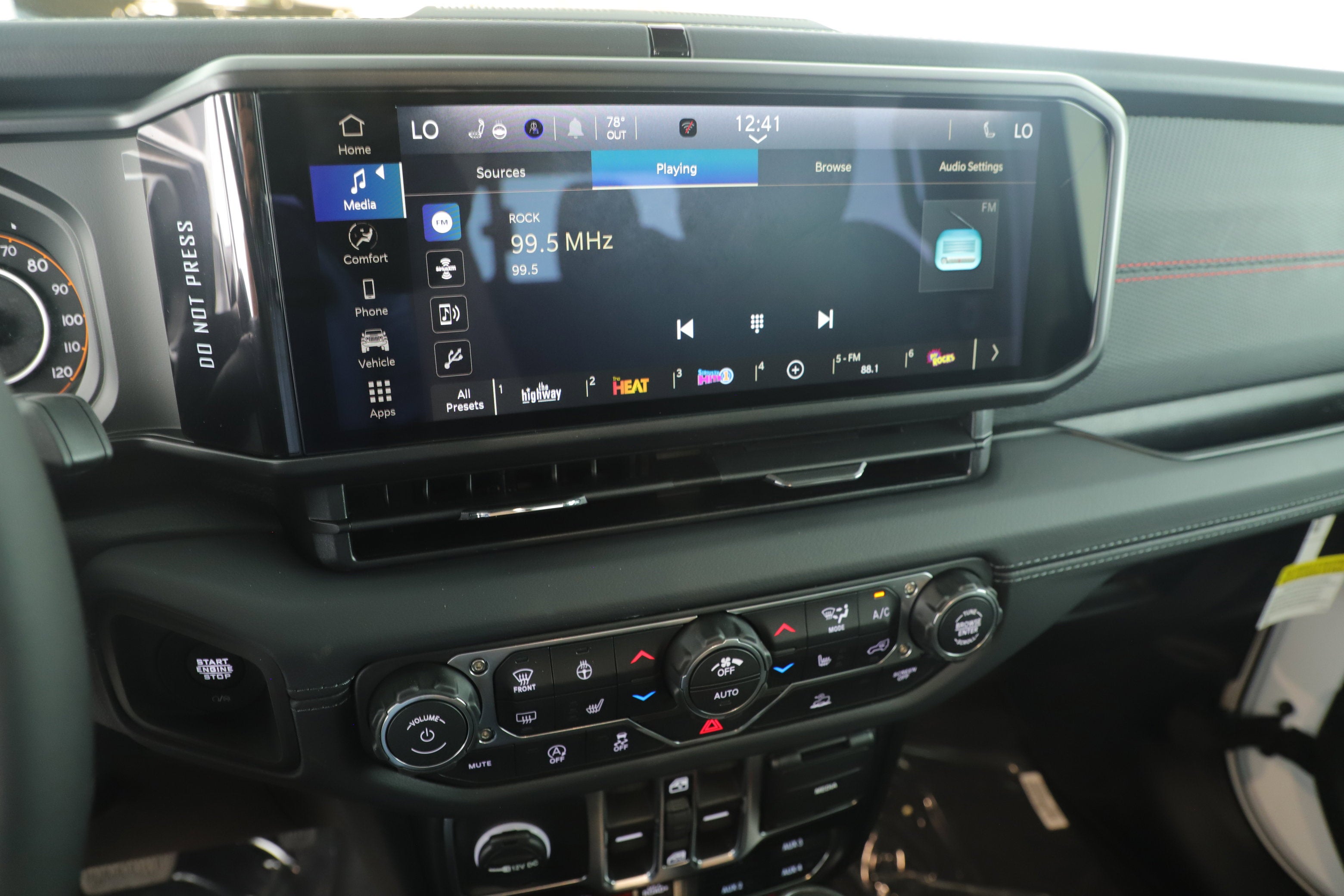 2026 Jeep Gladiator GLADIATOR RUBICON 4X4