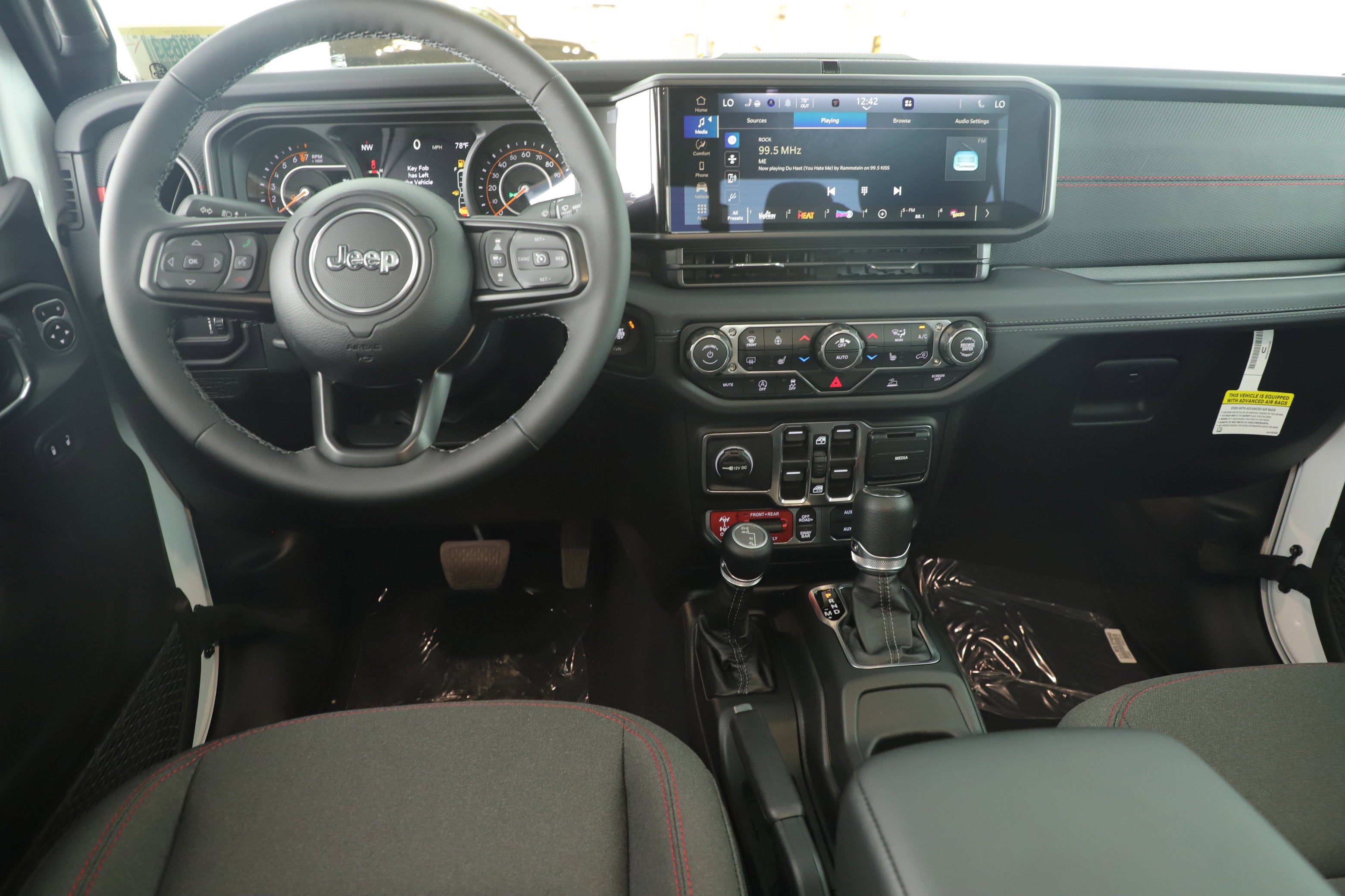 2026 Jeep Gladiator GLADIATOR RUBICON 4X4