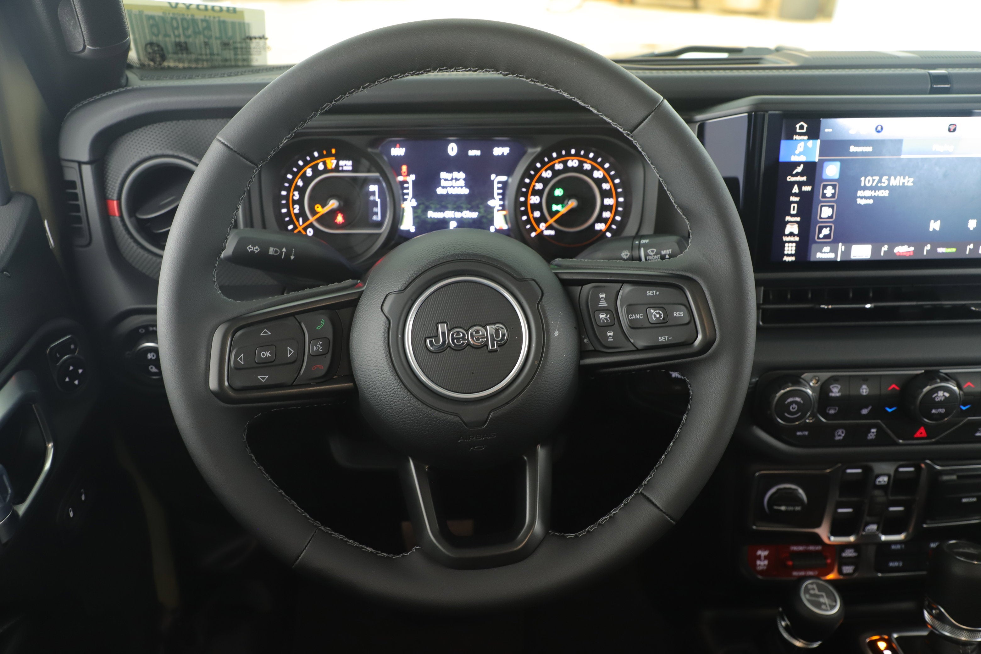 2025 Jeep Gladiator GLADIATOR RUBICON 4X4