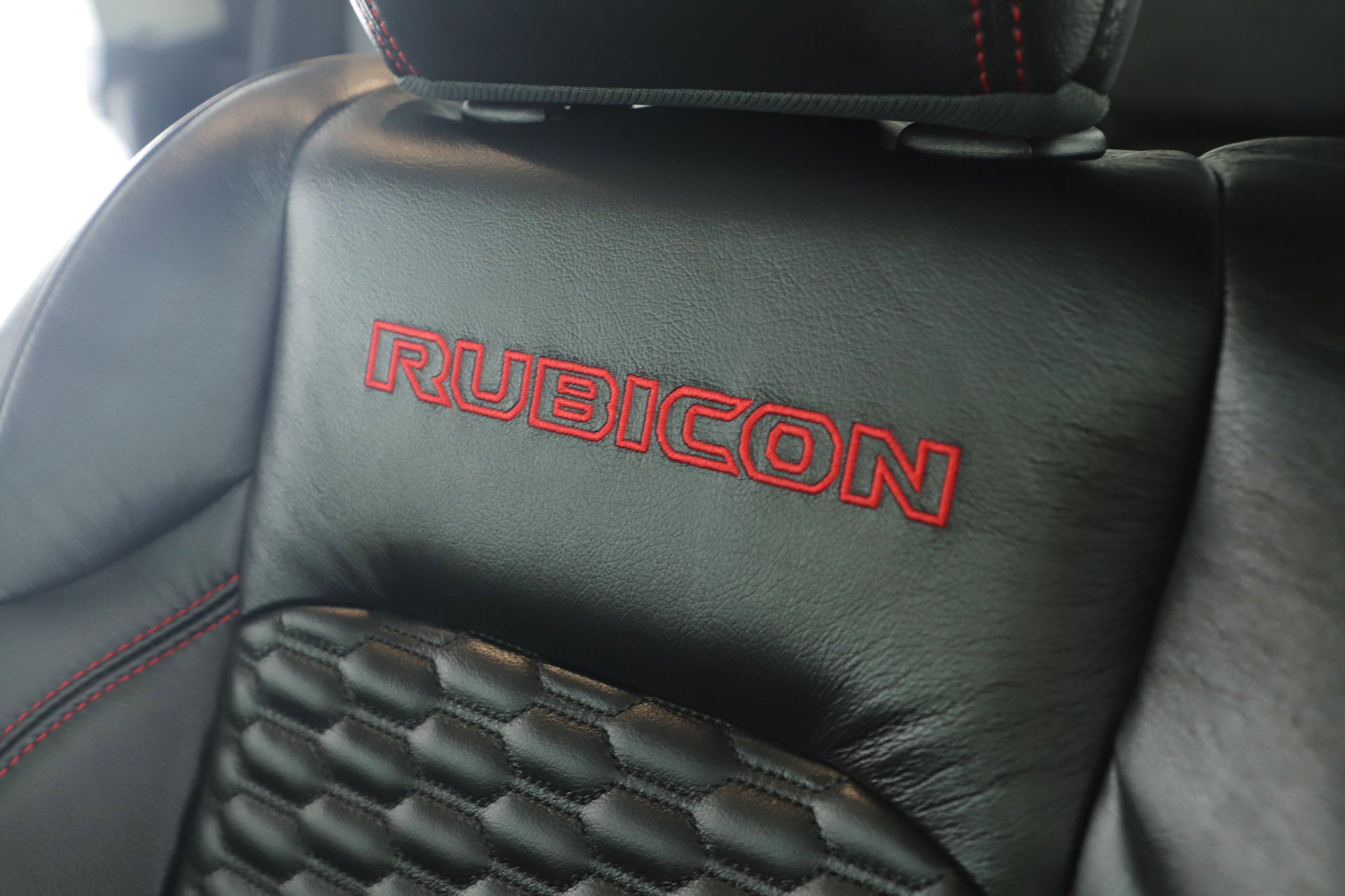 2025 Jeep Gladiator GLADIATOR RUBICON 4X4