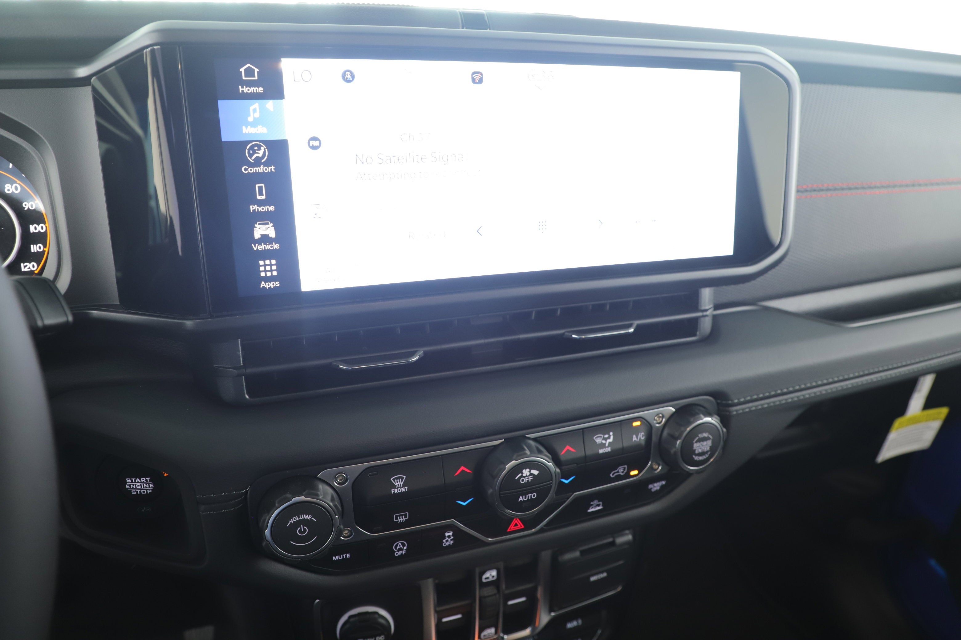 2025 Jeep Gladiator GLADIATOR RUBICON 4X4