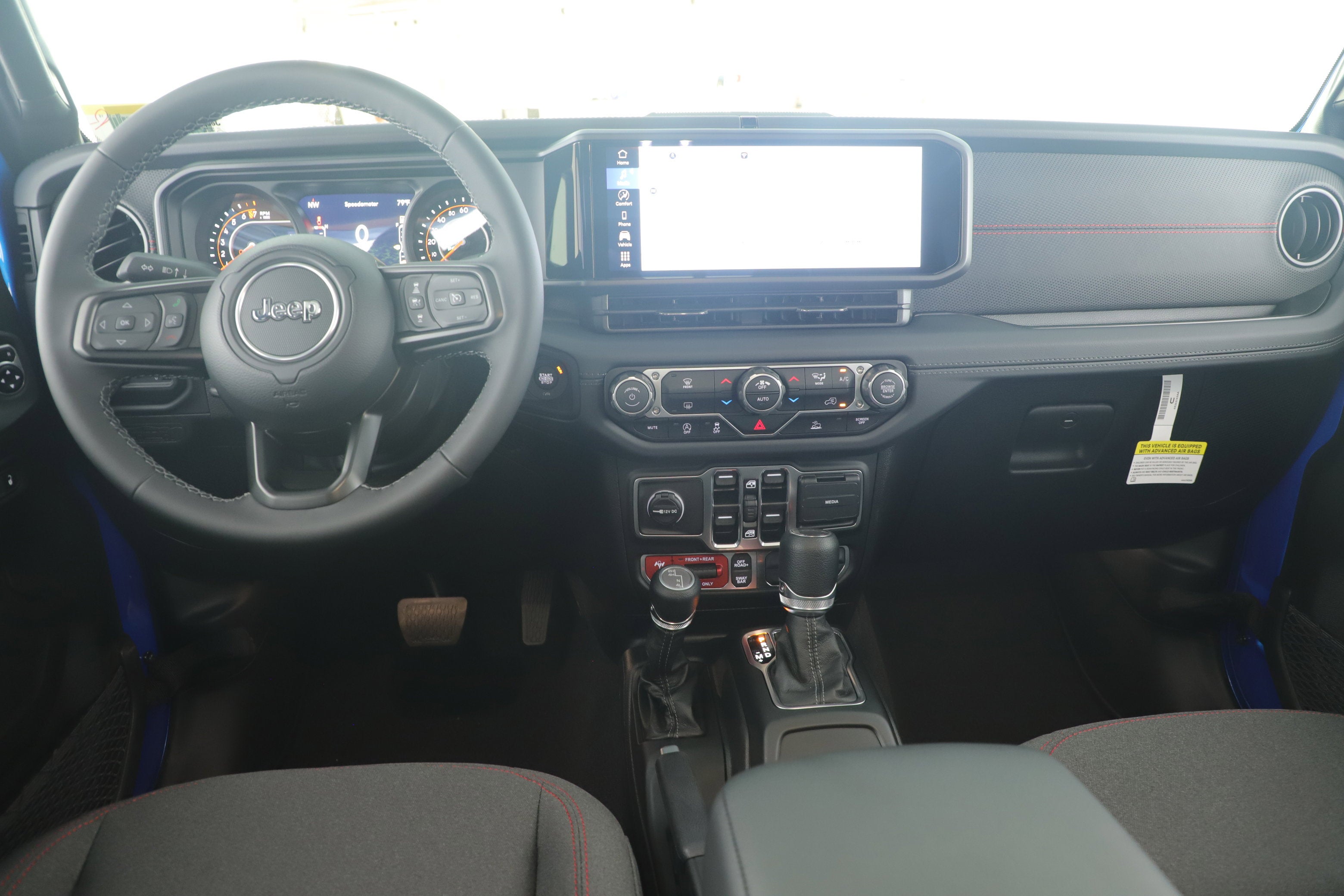 2025 Jeep Gladiator GLADIATOR RUBICON 4X4