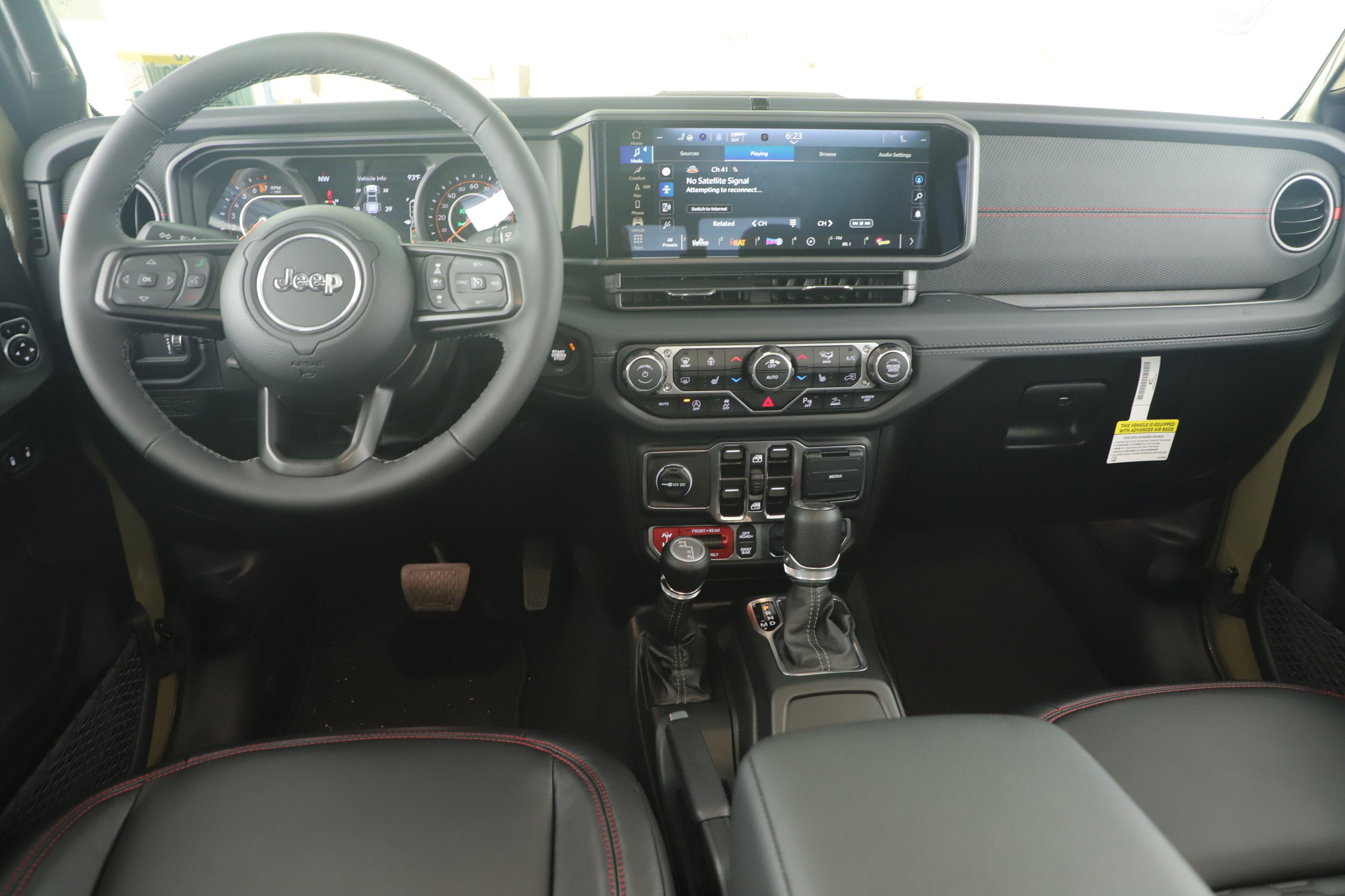 2025 Jeep Gladiator GLADIATOR RUBICON 4X4