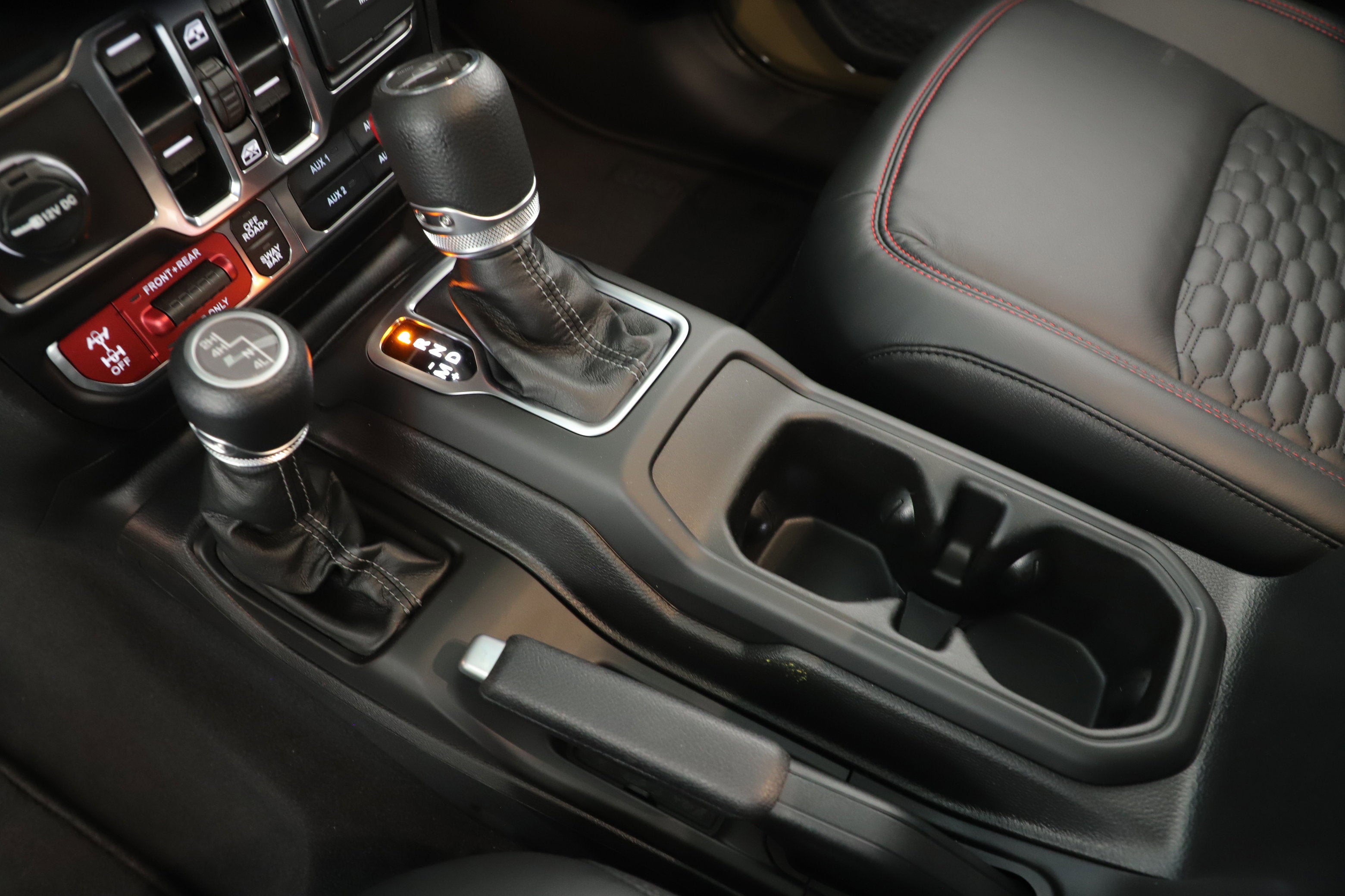 2025 Jeep Gladiator GLADIATOR RUBICON 4X4