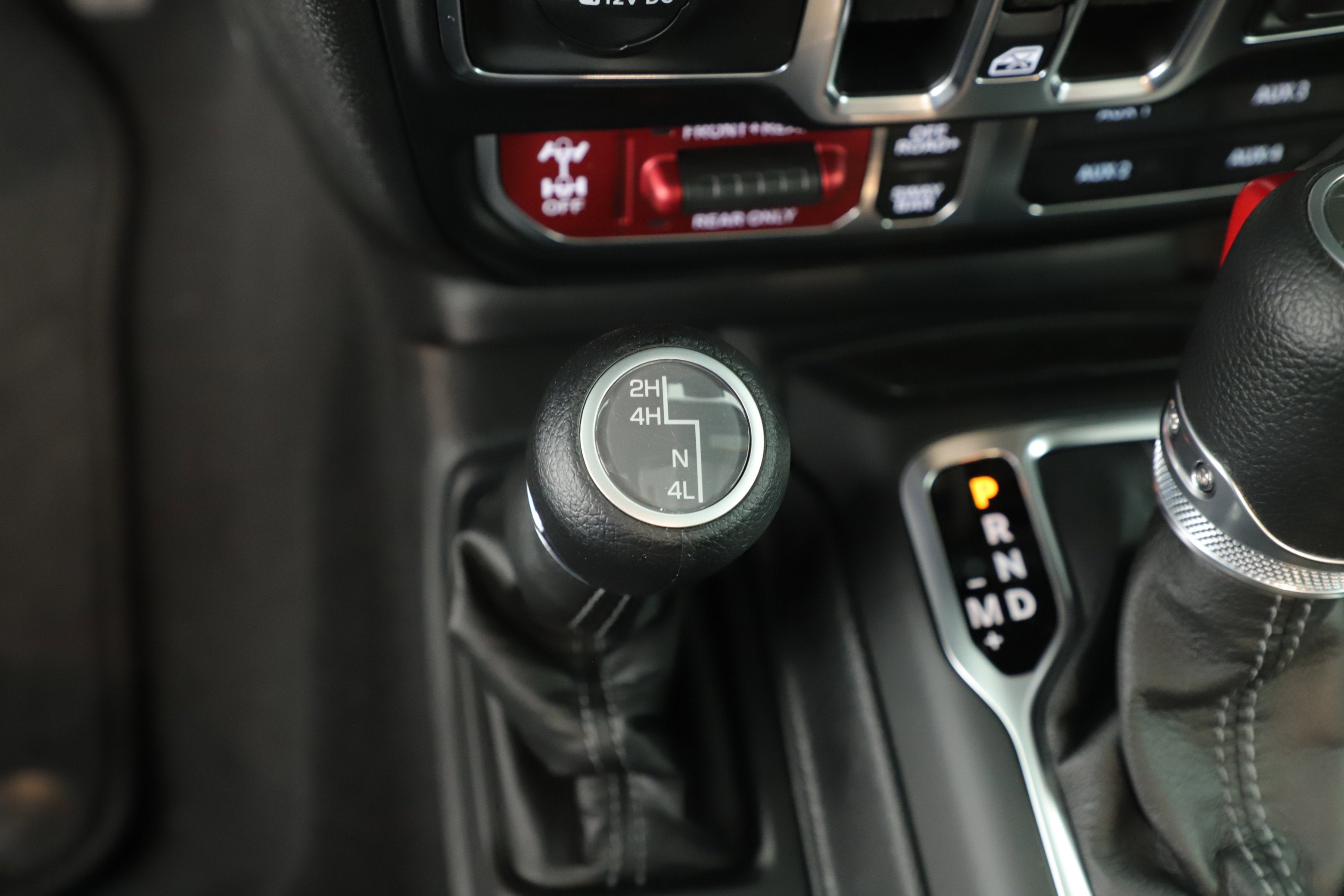 2025 Jeep Gladiator GLADIATOR RUBICON 4X4