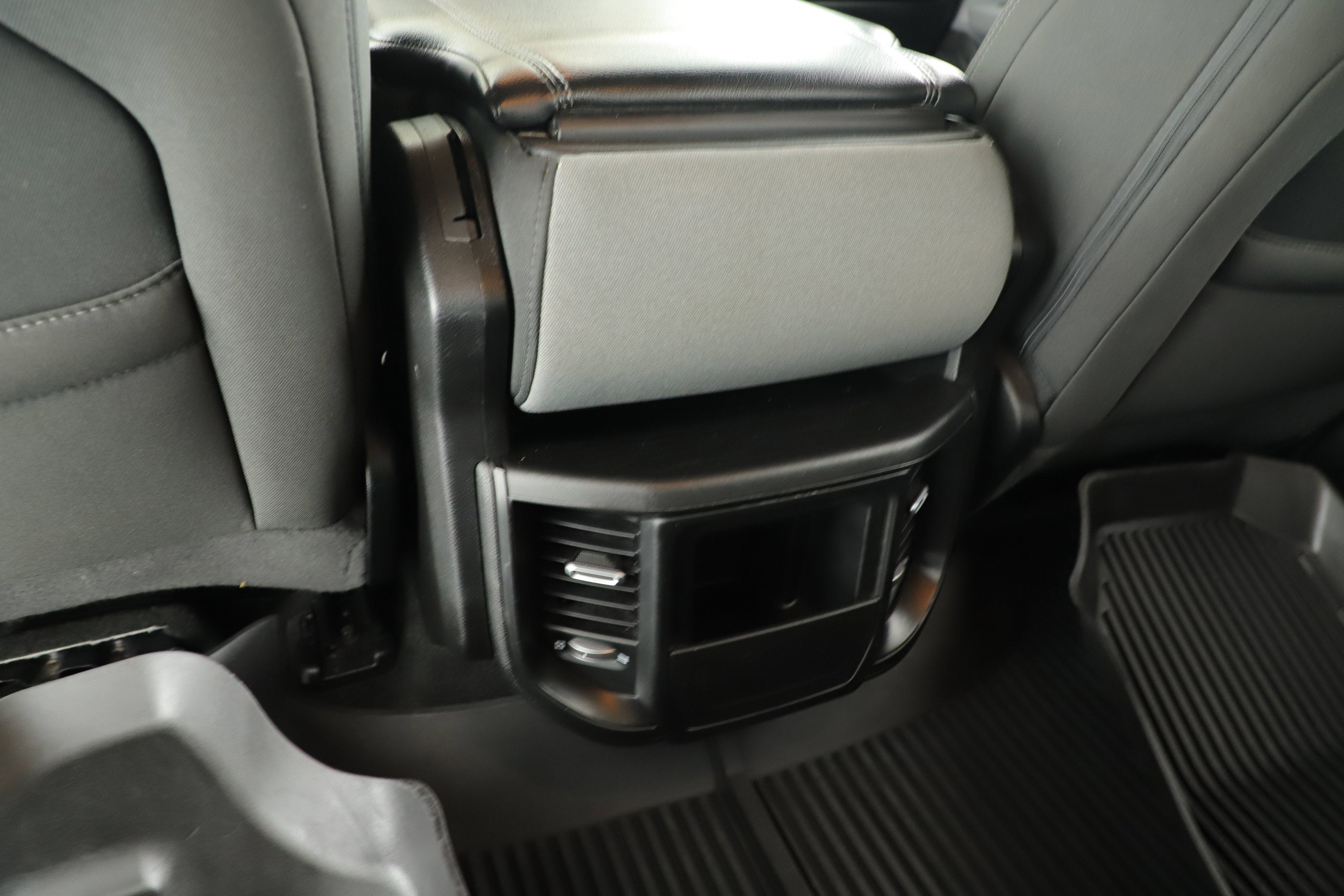 2022 RAM 1500 Lone Star Crew Cab 4x4 5'7' Box