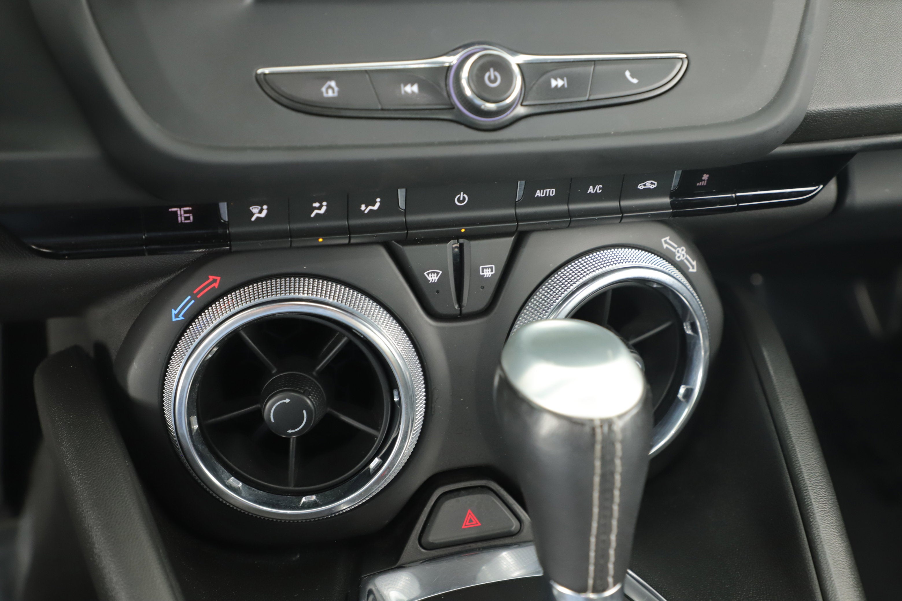 2022 Chevrolet Camaro RWD Coupe 1LT