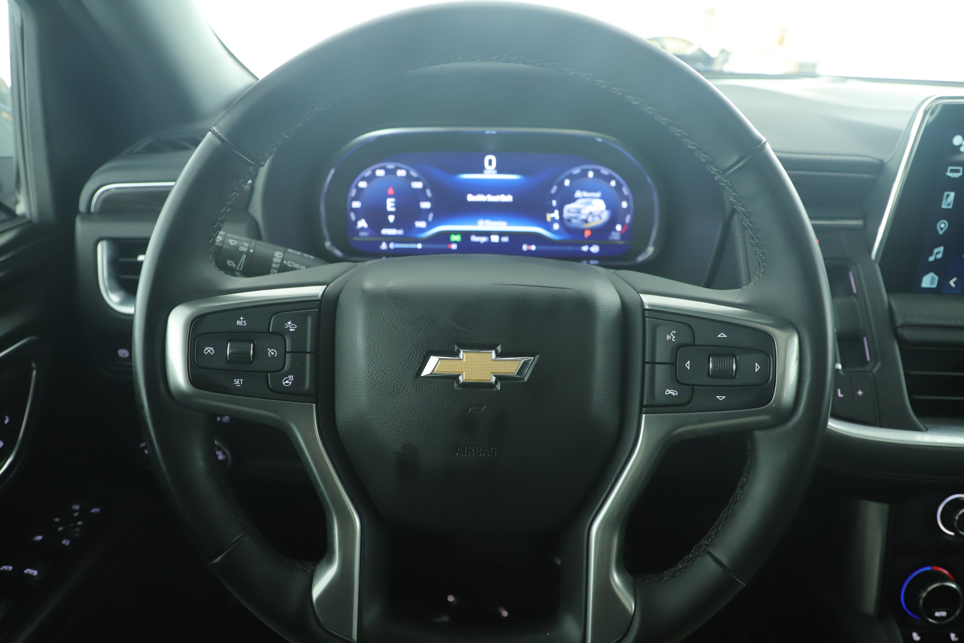 2024 Chevrolet Suburban 2WD LT