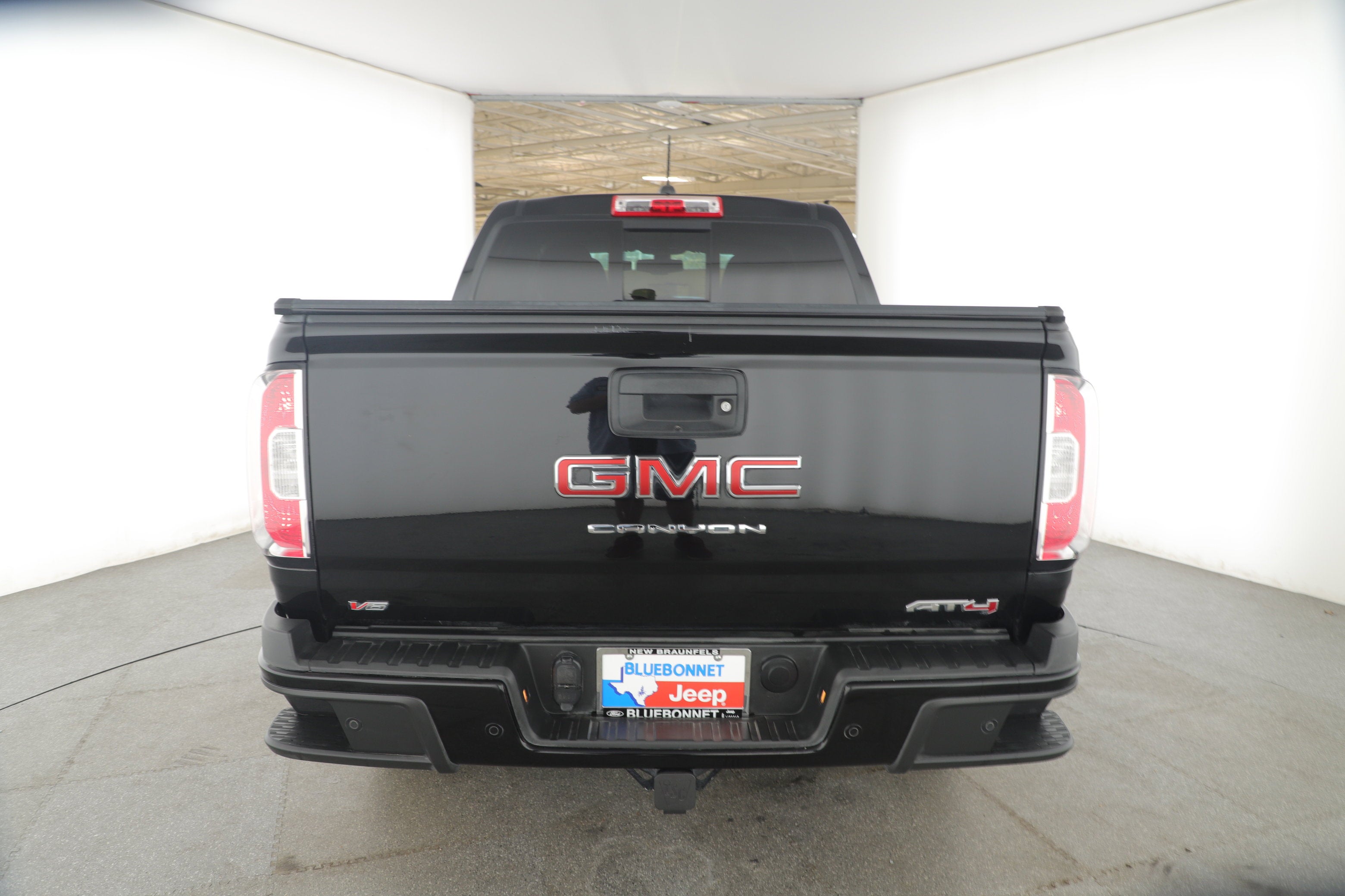 2022 GMC Canyon 4WD Crew Cab Short Box AT4 - Leather