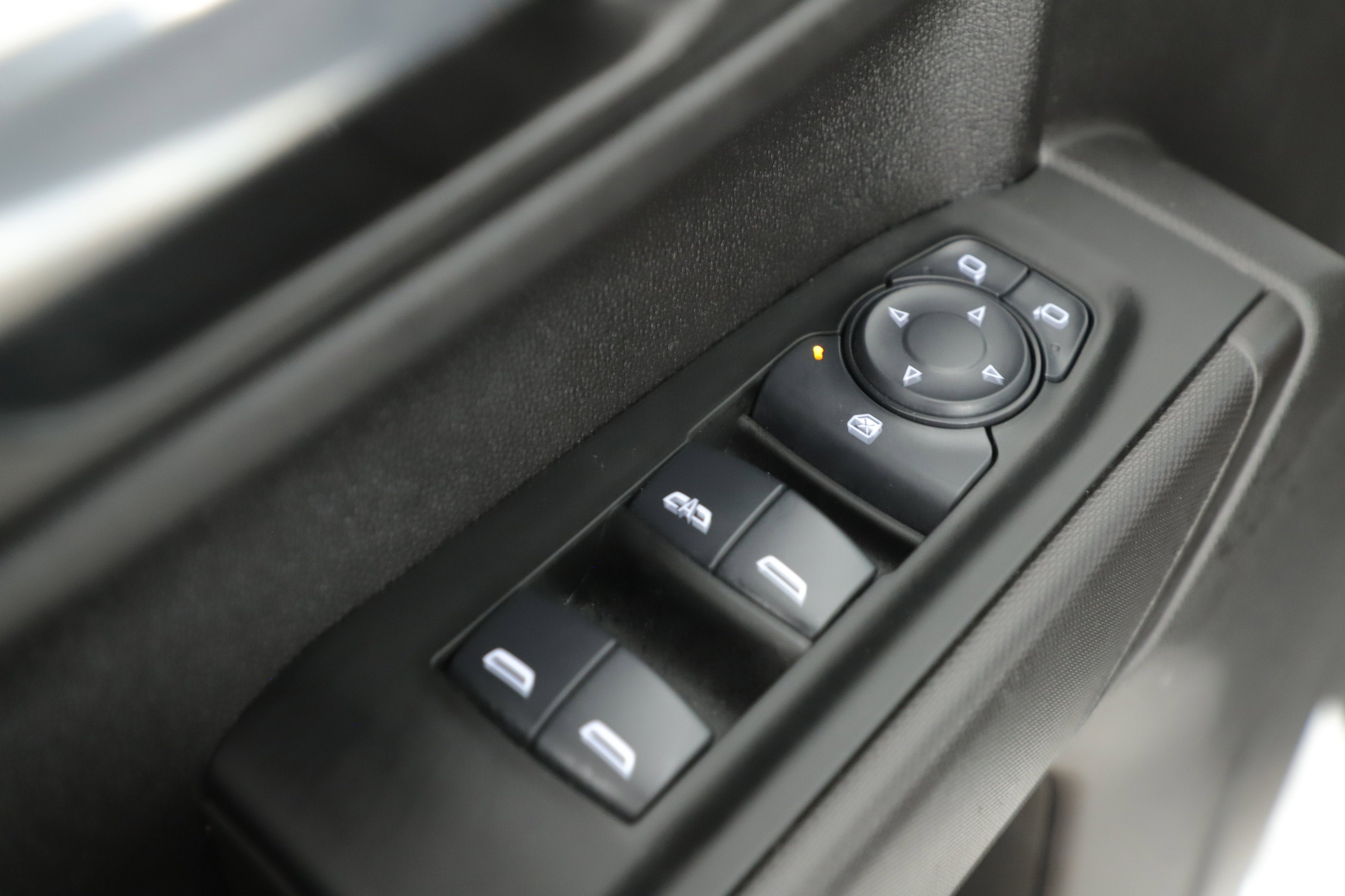 2024 GMC Sierra 1500 2WD Crew Cab Short Box Pro