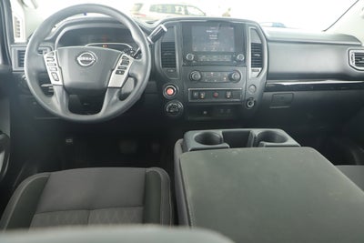 2023 Nissan TITAN Crew Cab SV 4x4