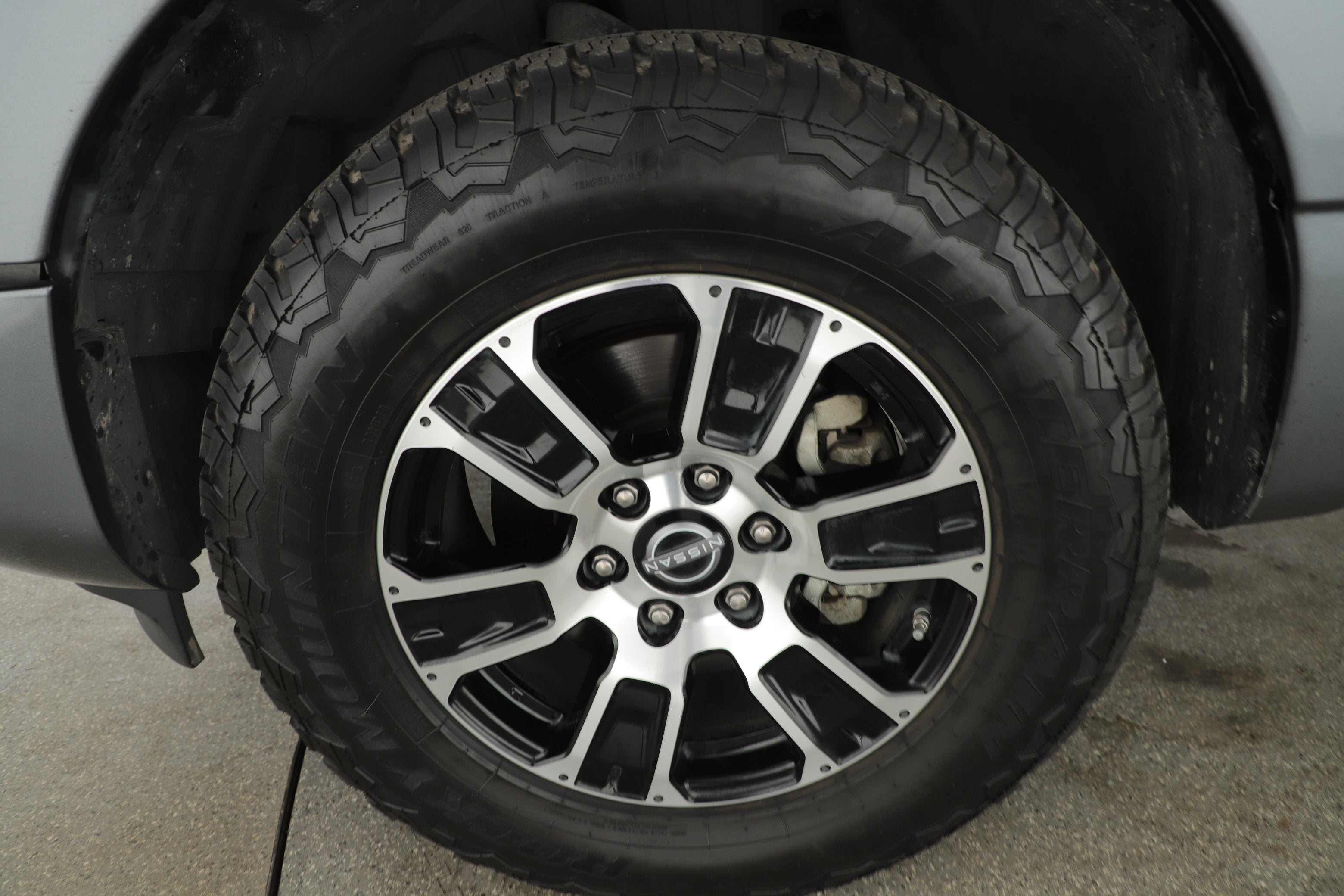 2023 Nissan TITAN Crew Cab SV 4x4