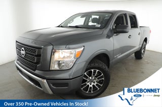 2023 Nissan TITAN Crew Cab SV 4x4