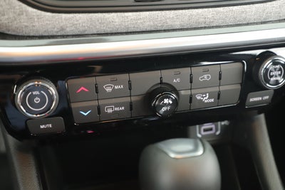 2026 Jeep Compass COMPASS LATITUDE 4X4