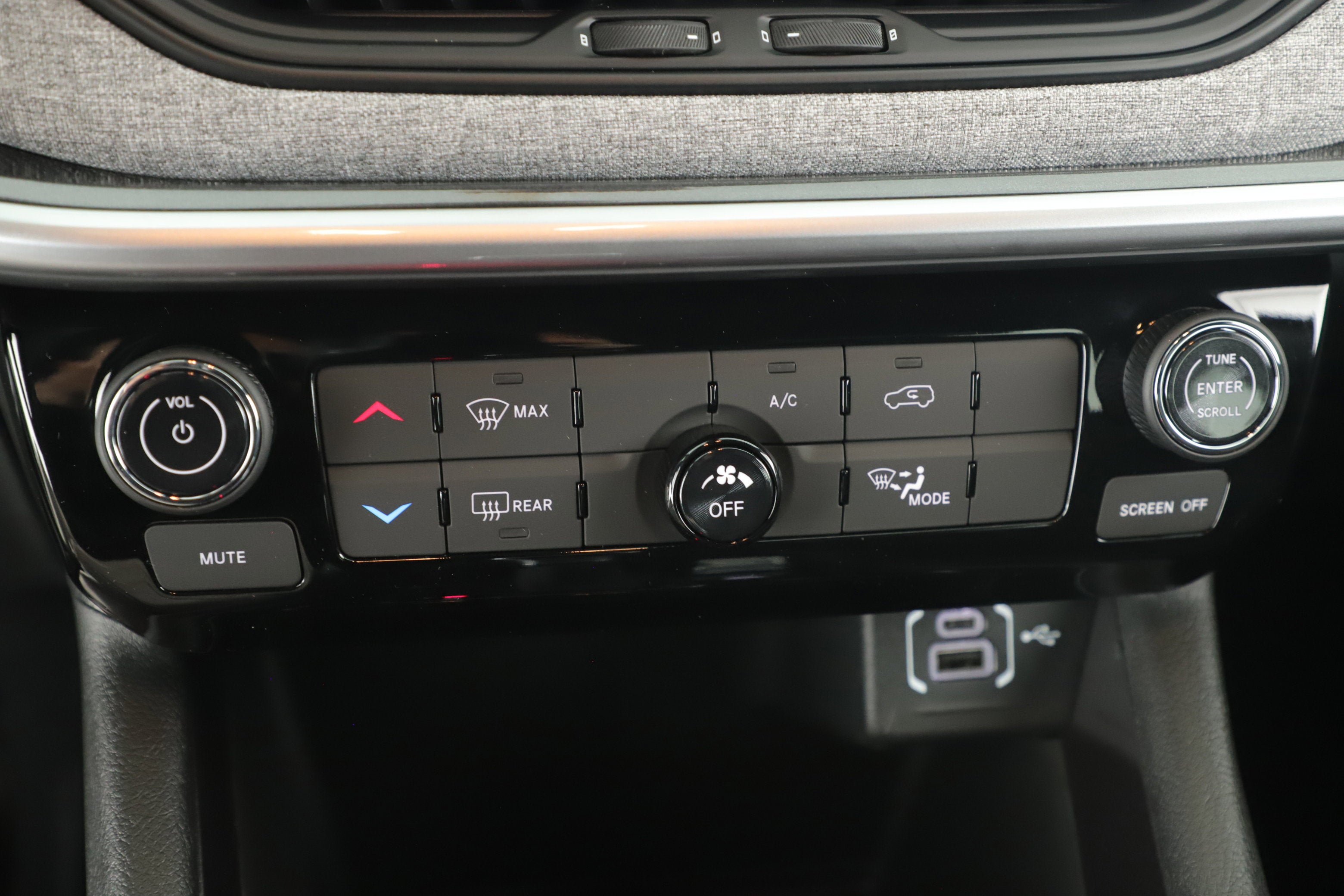 2026 Jeep Compass COMPASS LATITUDE 4X4