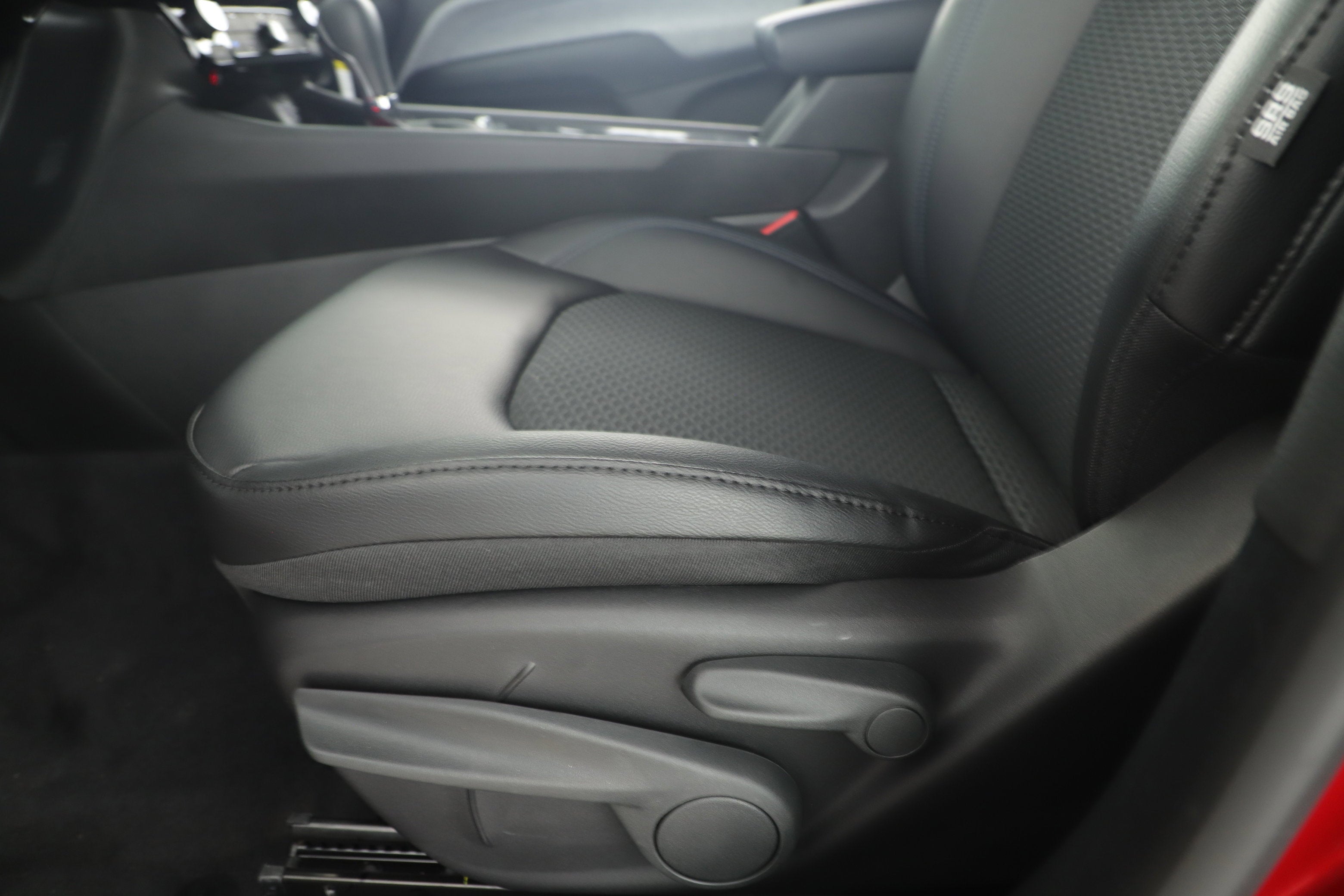 2026 Jeep Compass COMPASS LATITUDE 4X4