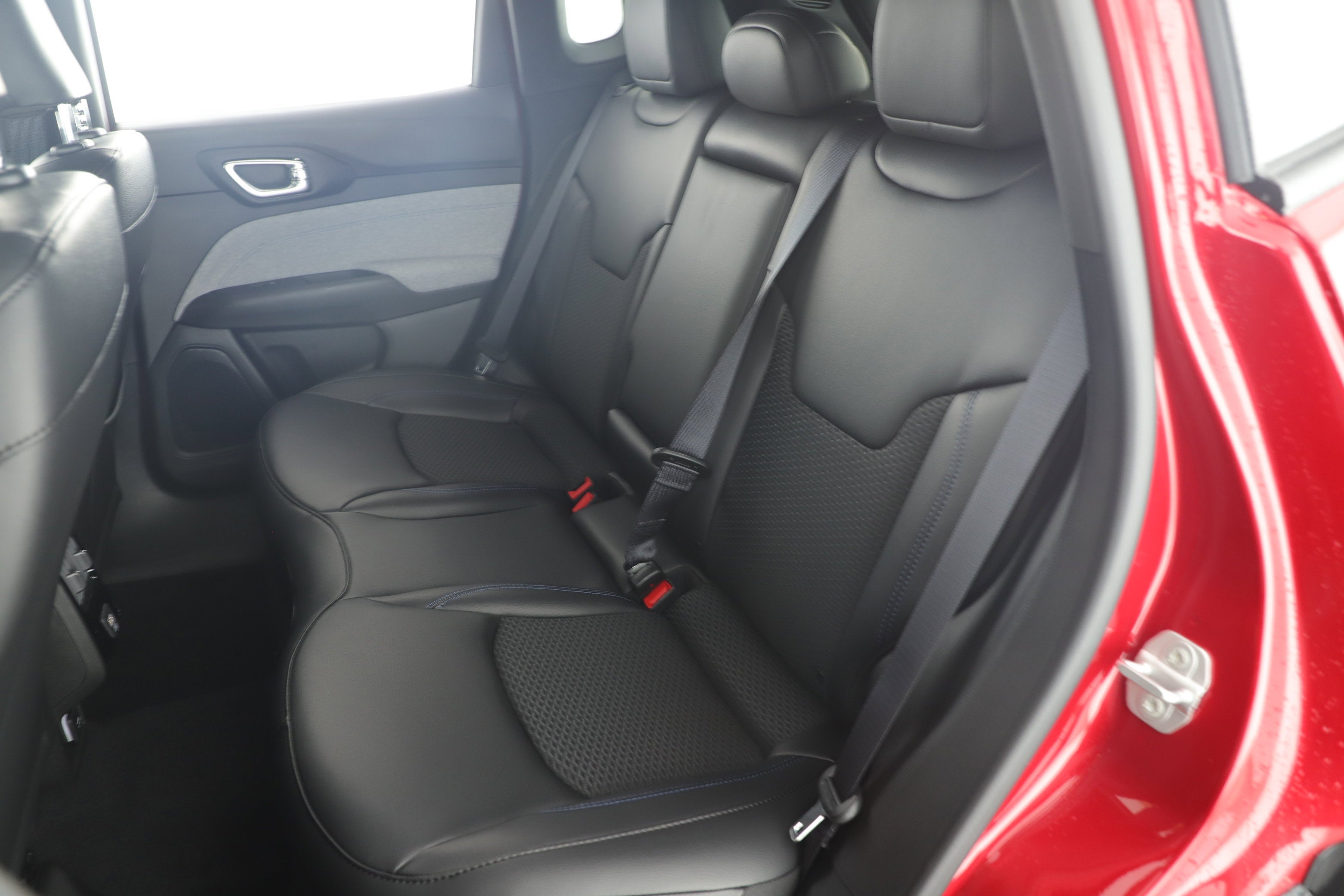 2026 Jeep Compass COMPASS LATITUDE 4X4