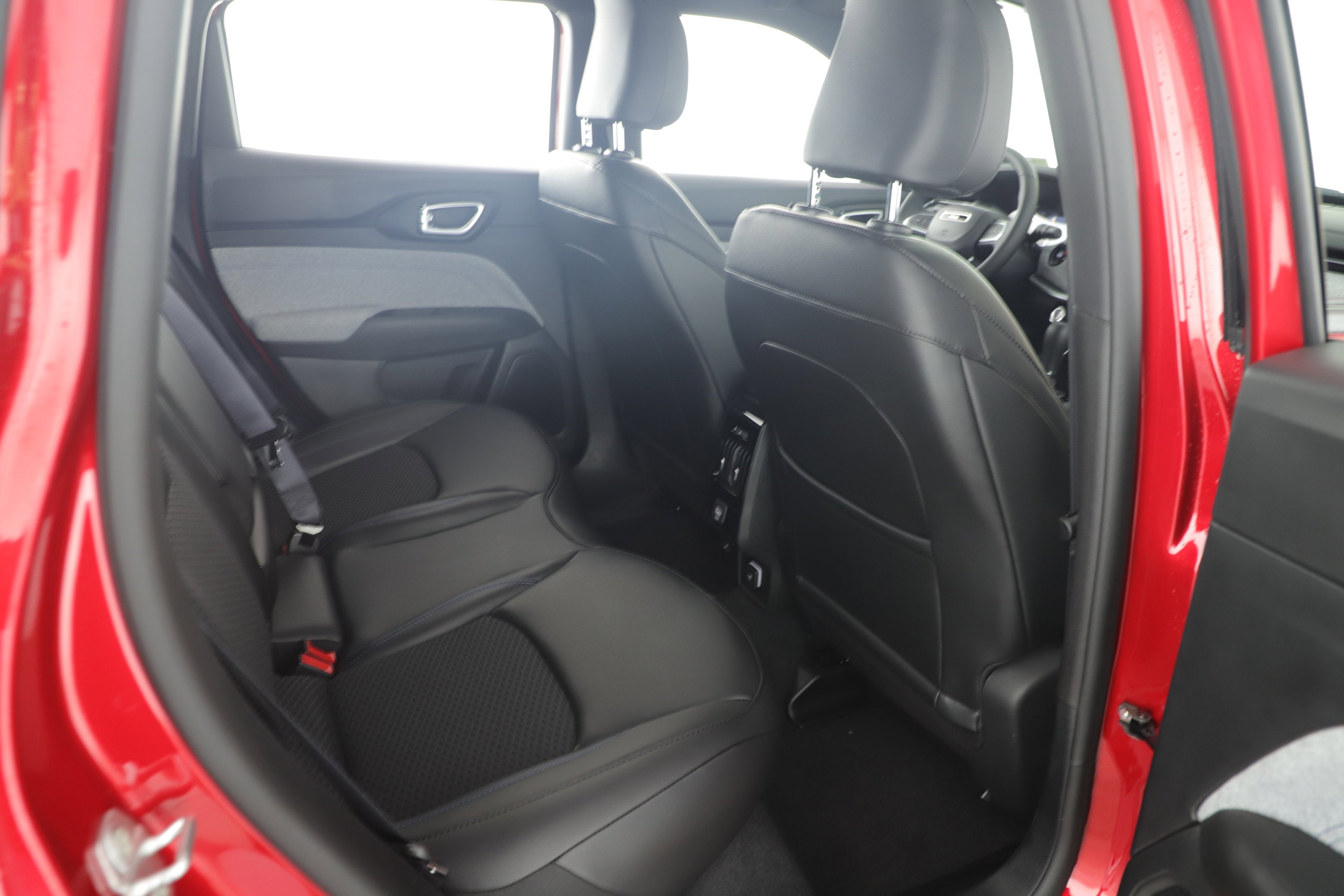 2026 Jeep Compass COMPASS LATITUDE 4X4