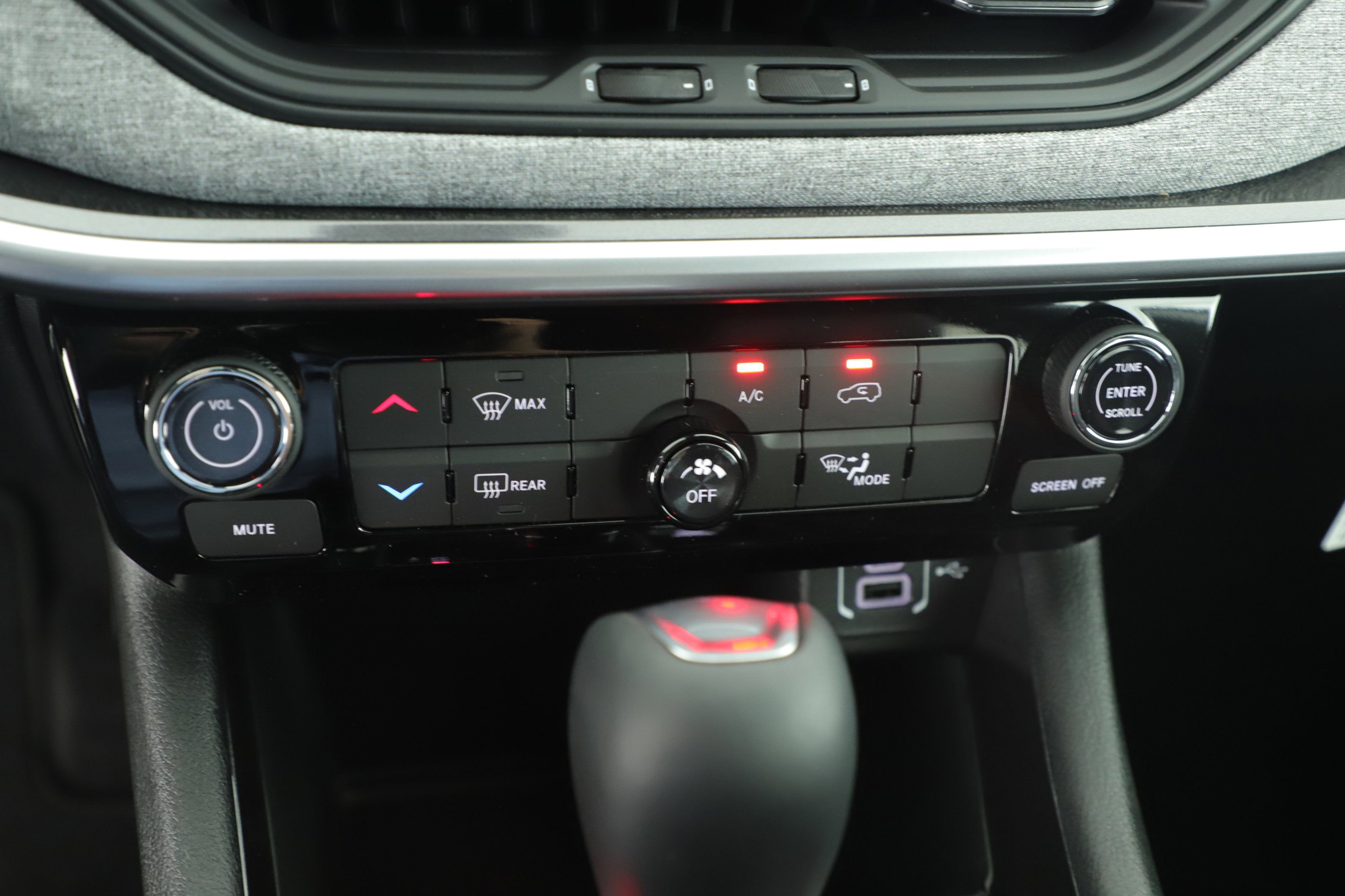 2026 Jeep Compass COMPASS LATITUDE 4X4