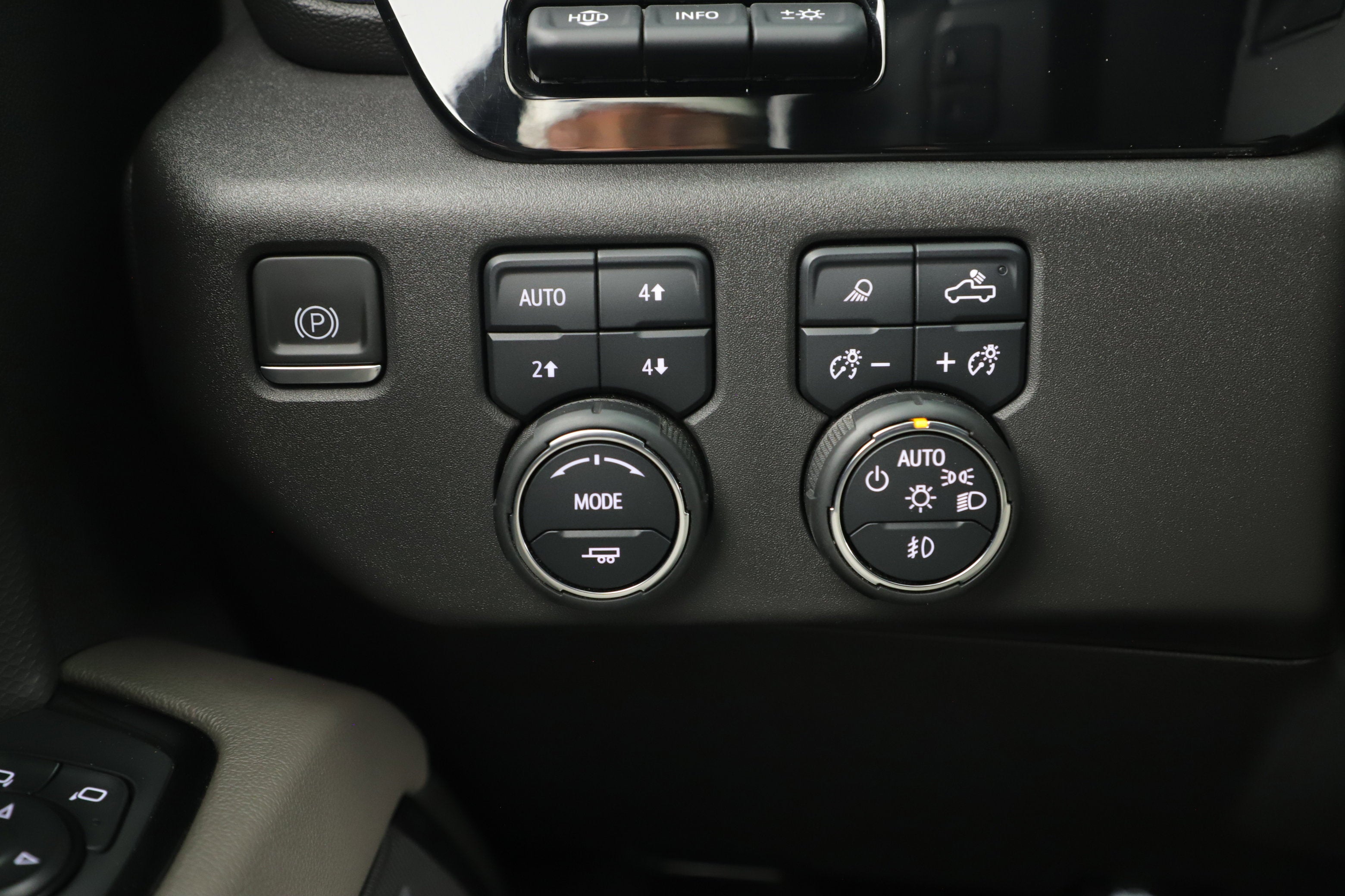 2023 Chevrolet Silverado 1500 4WD Crew Cab Short Bed ZR2