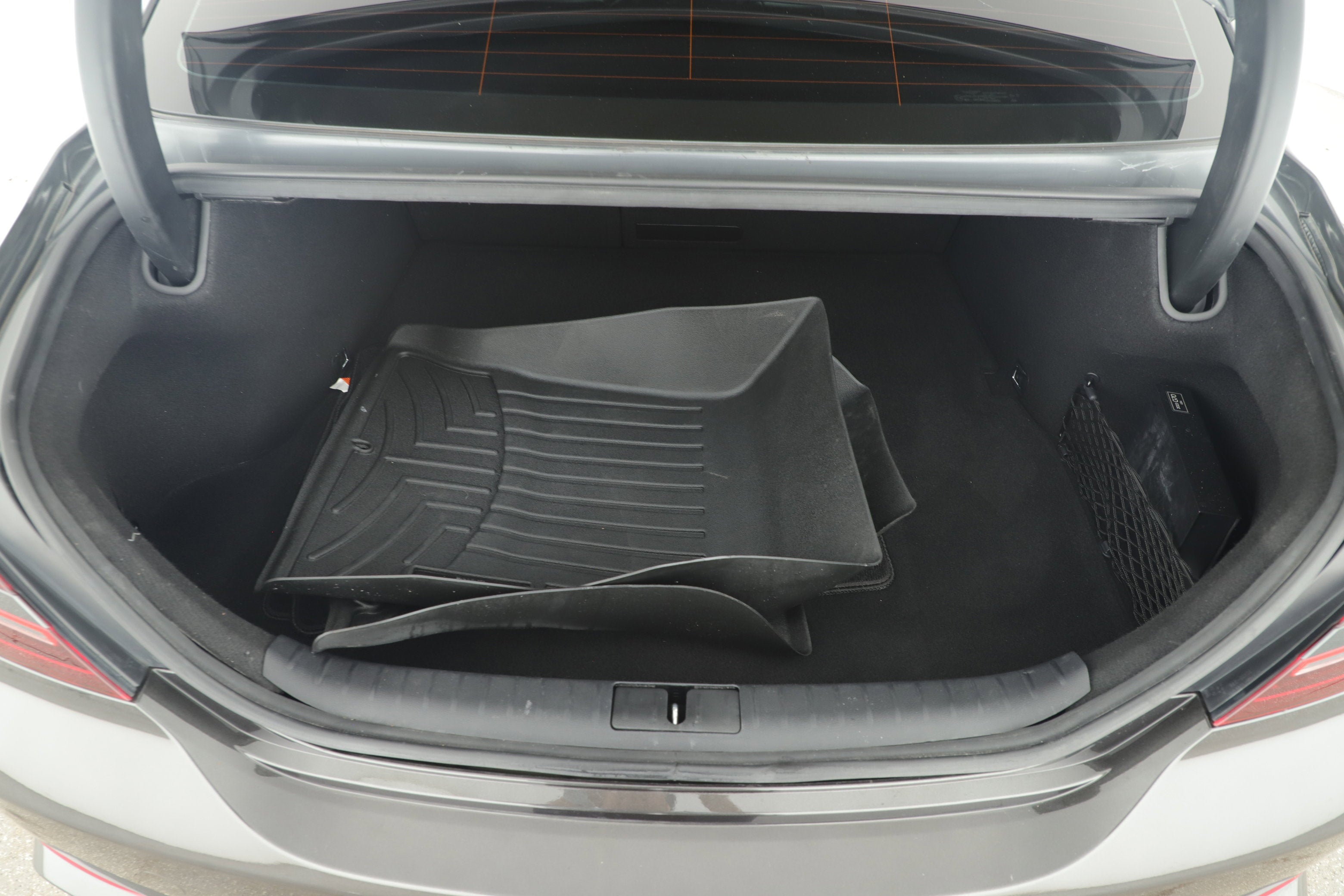 2023 Genesis G70 2.0T RWD