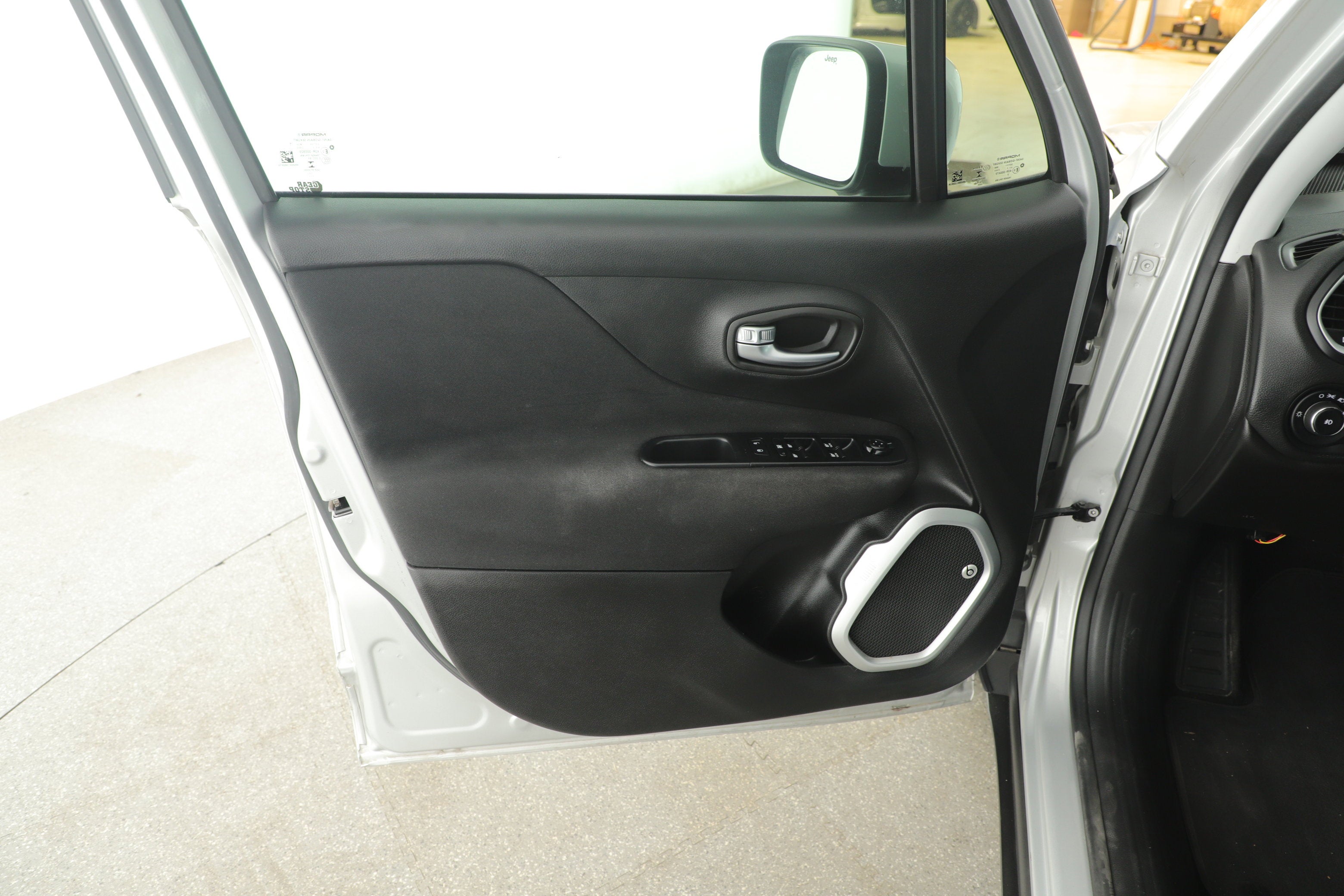 2018 Jeep Renegade Latitude FWD