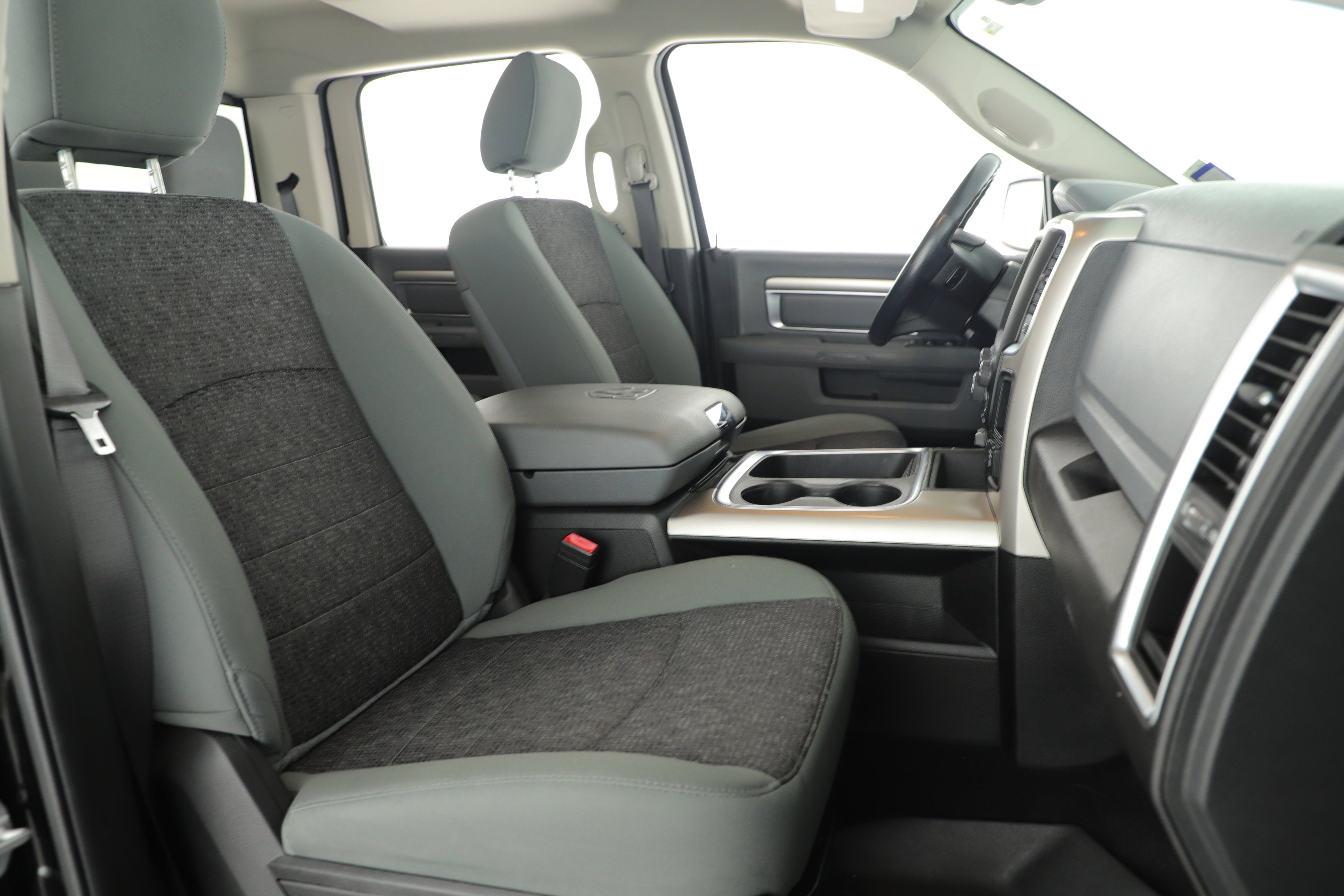 2020 RAM 1500 Classic SLT