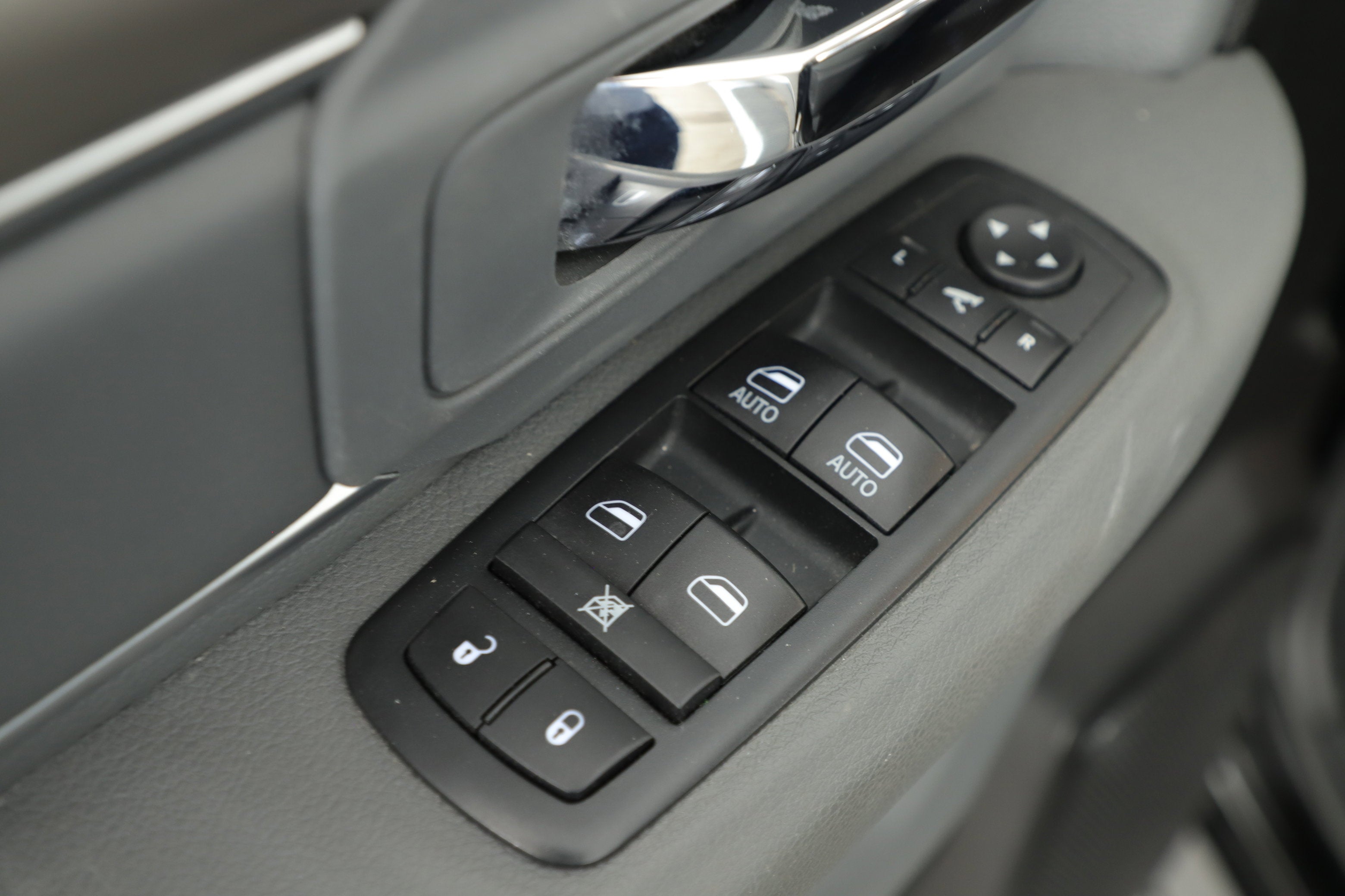 2020 RAM 1500 Classic SLT