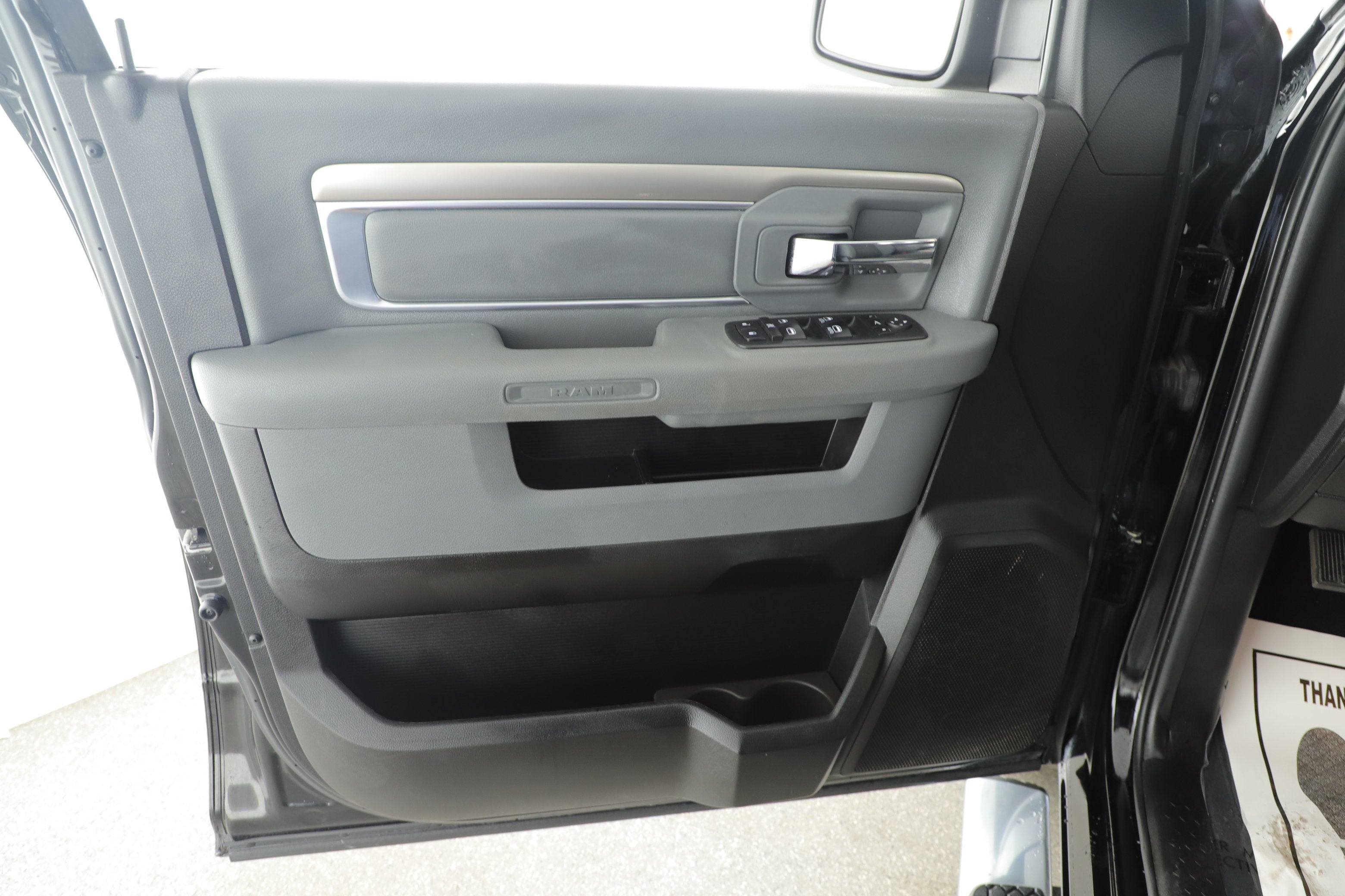 2020 RAM 1500 Classic SLT