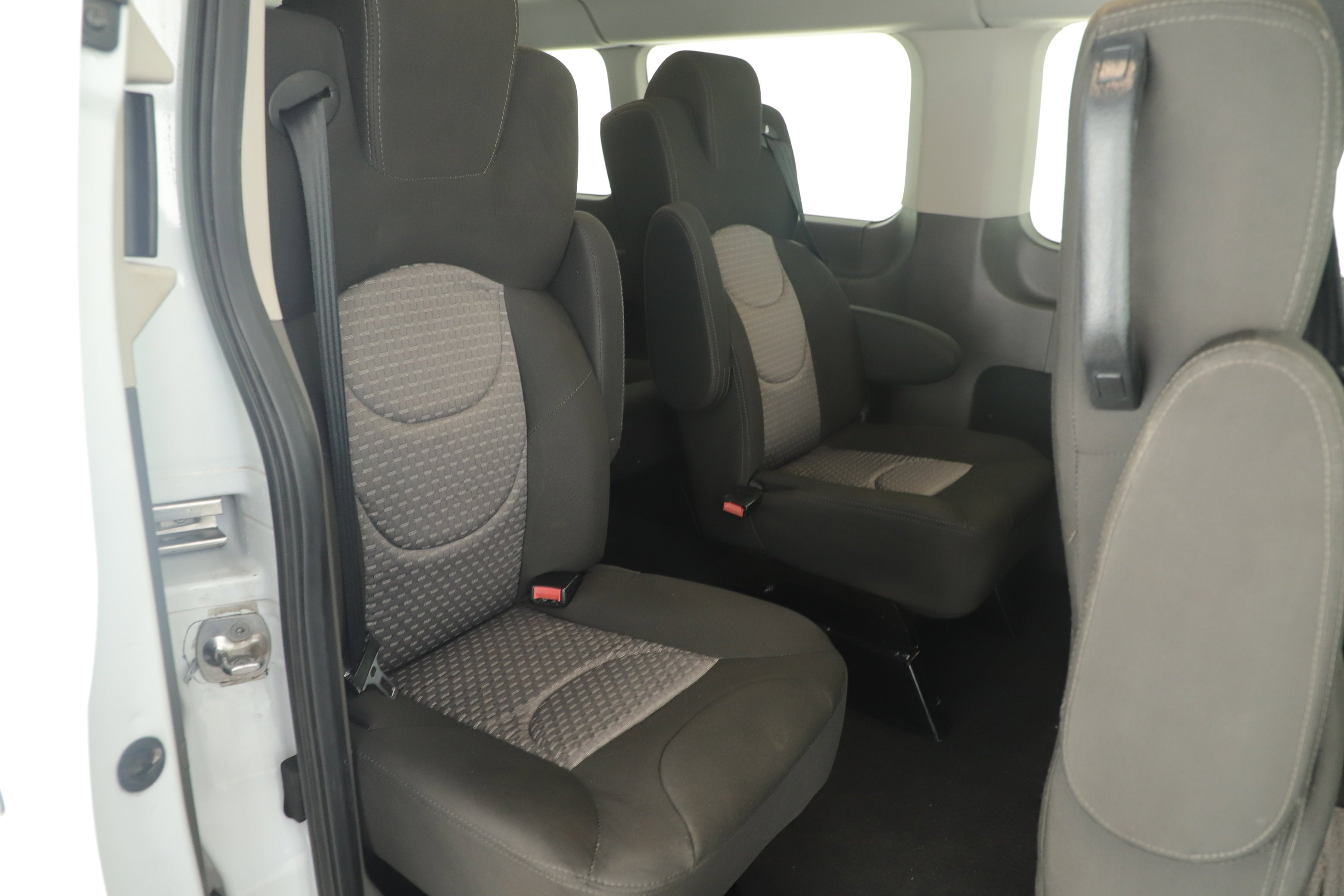 2023 Ford Transit Passenger Wagon T350