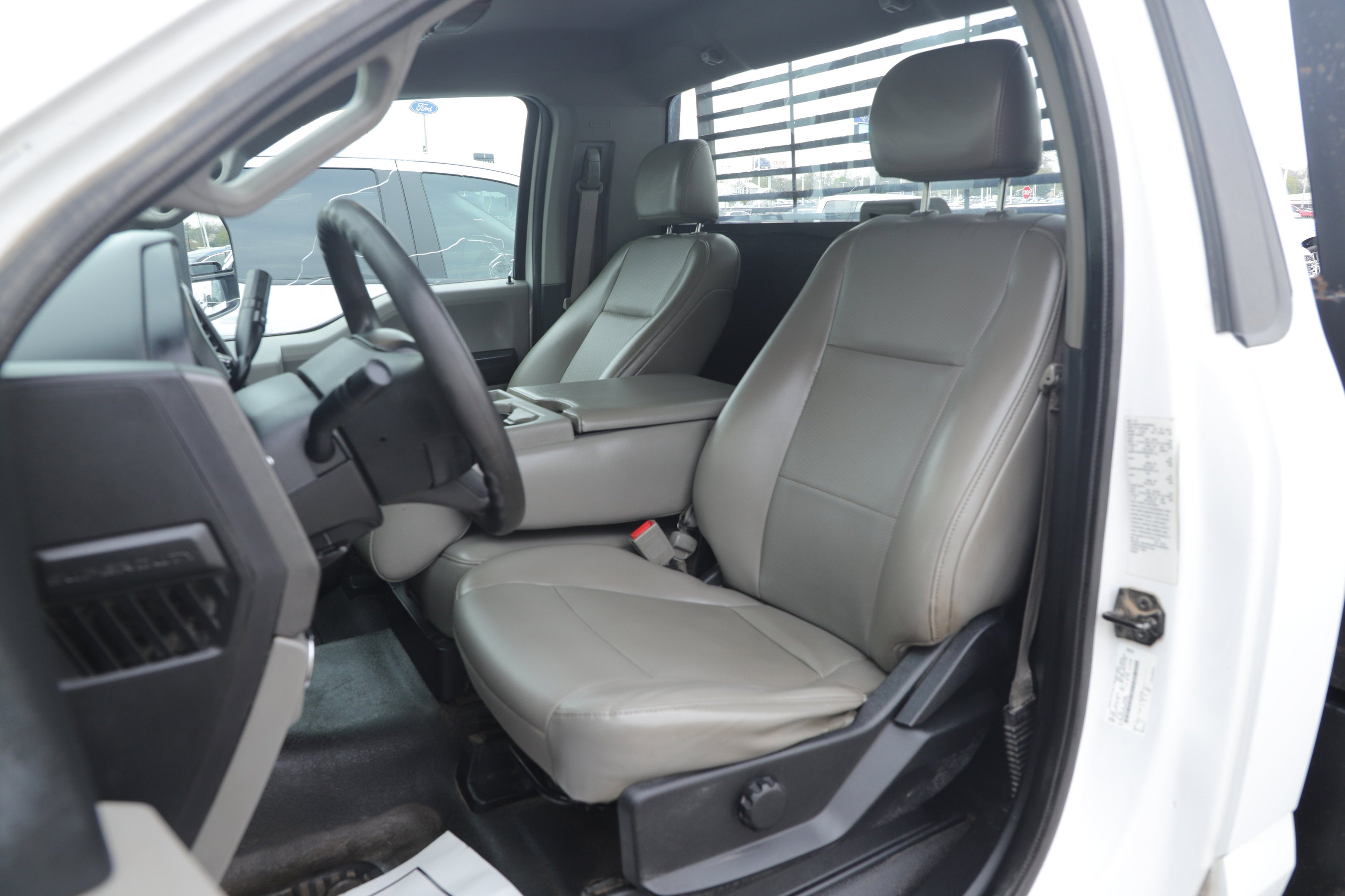 2018 Ford Super Duty F-350 DRW Base