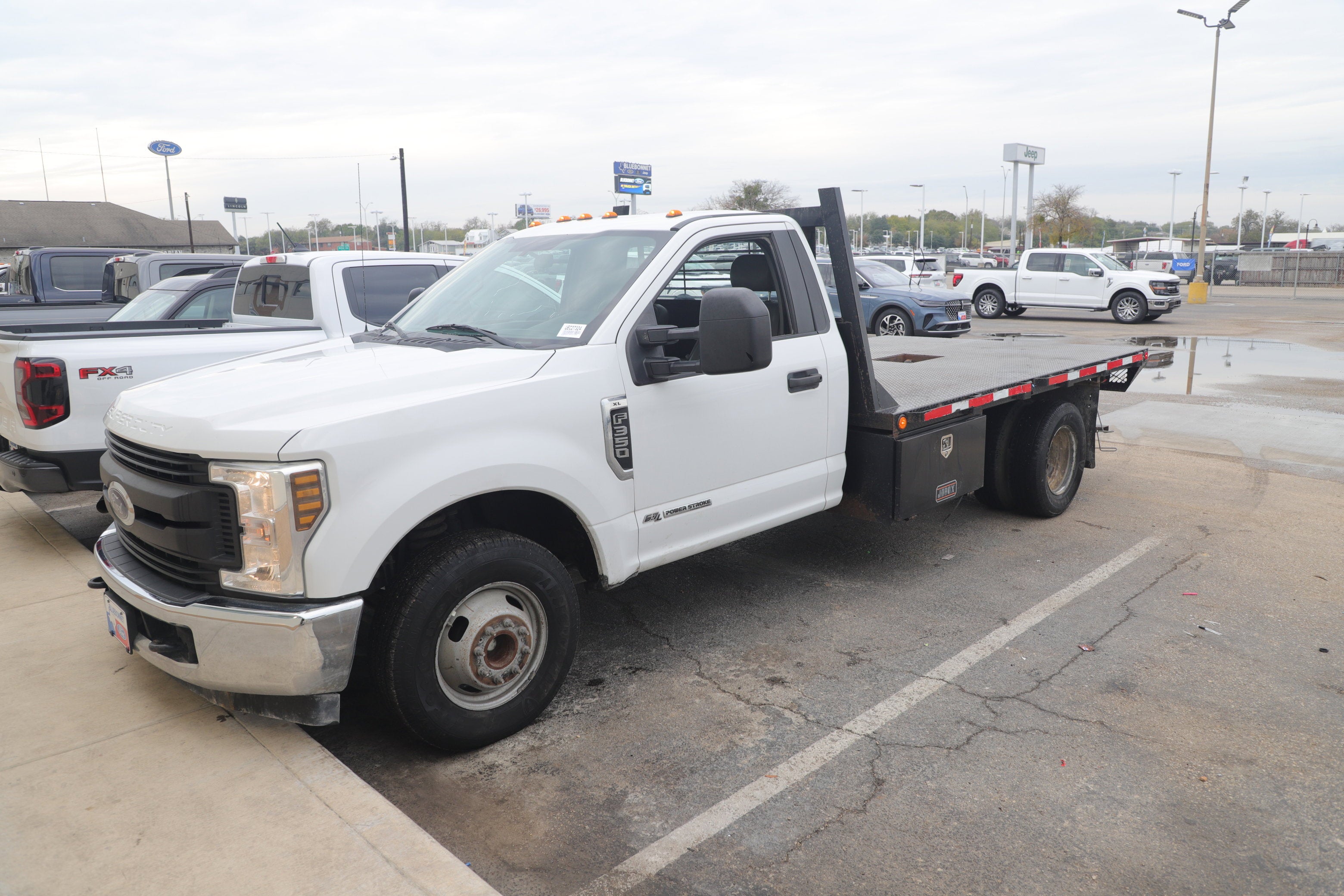 2018 Ford Super Duty F-350 DRW Base
