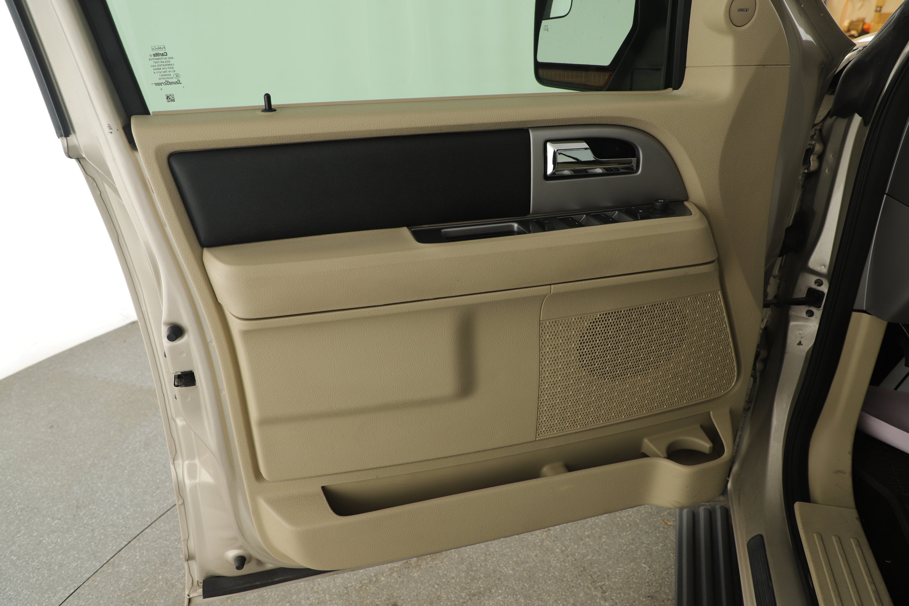 2017 Ford Expedition Base