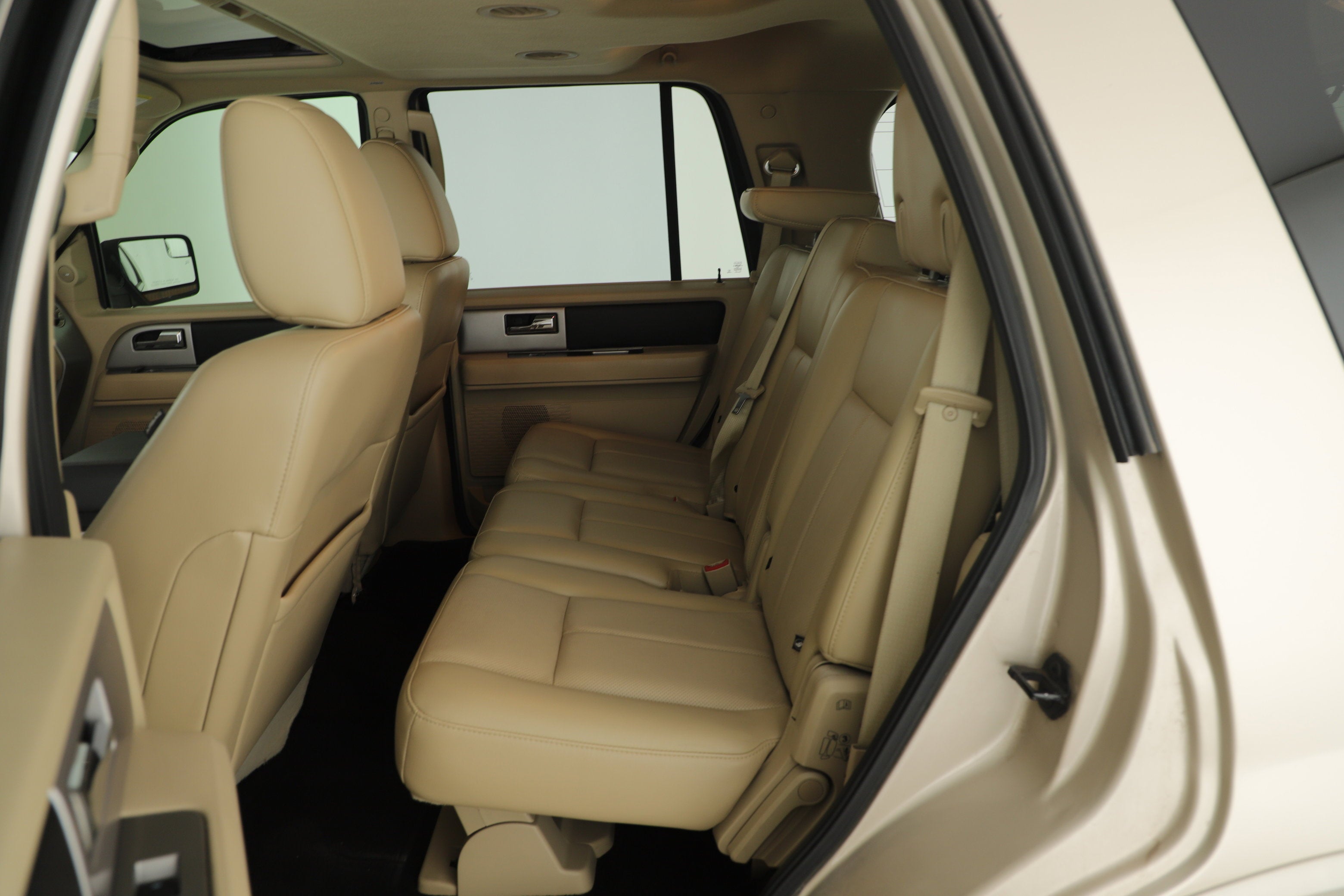 2017 Ford Expedition Base