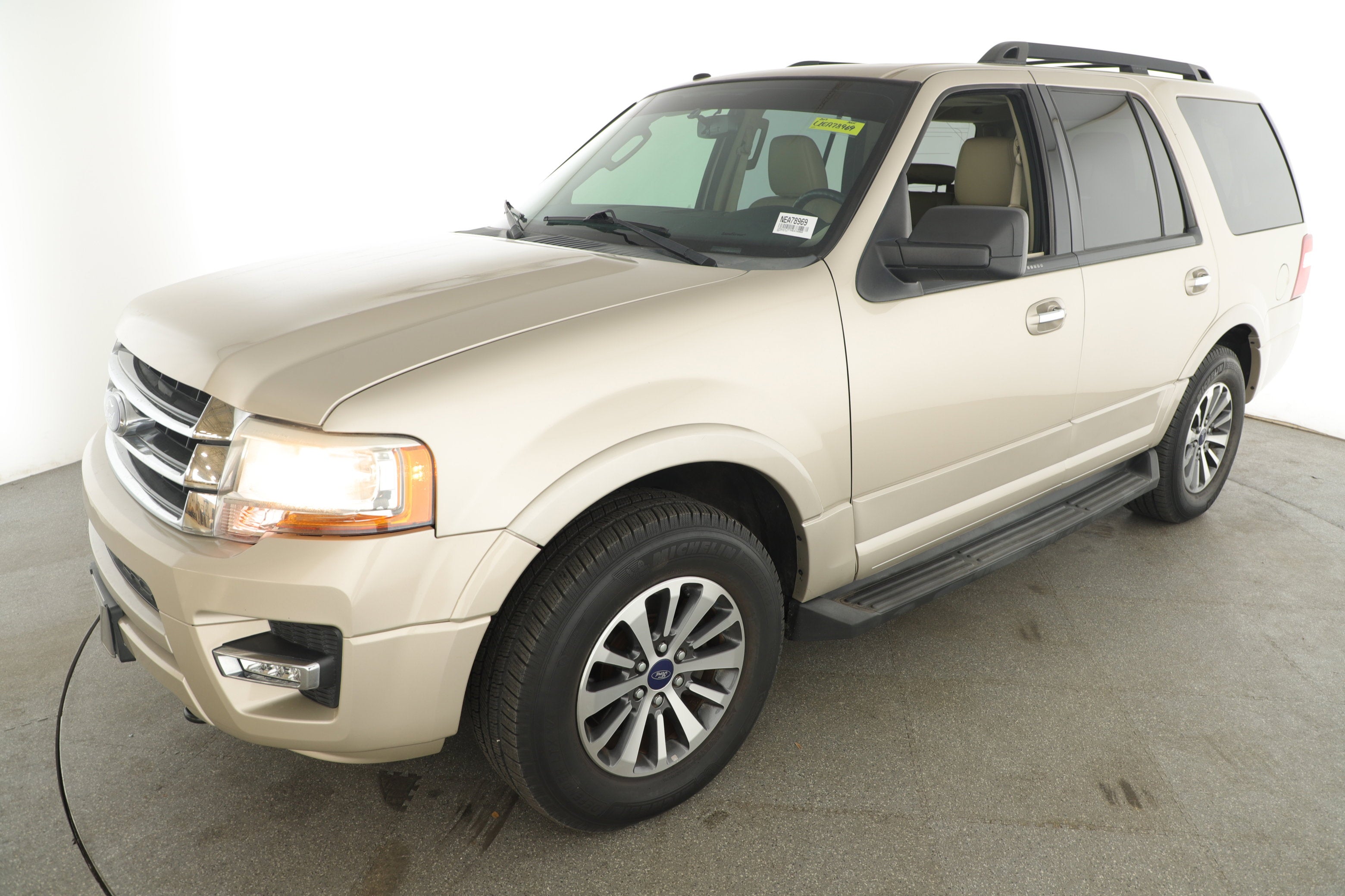 2017 Ford Expedition Base