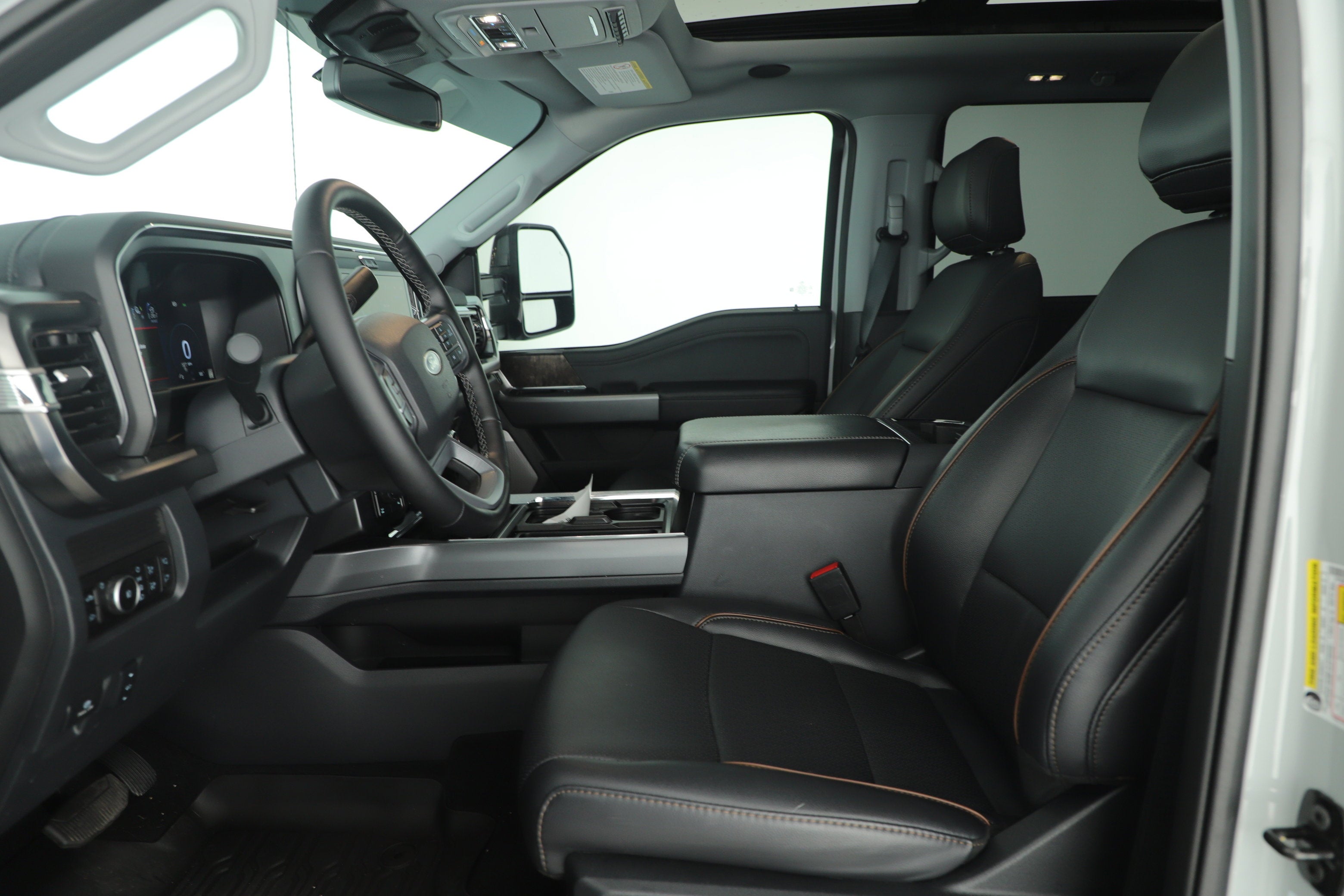 2025 Ford Super Duty F-250 SRW Base