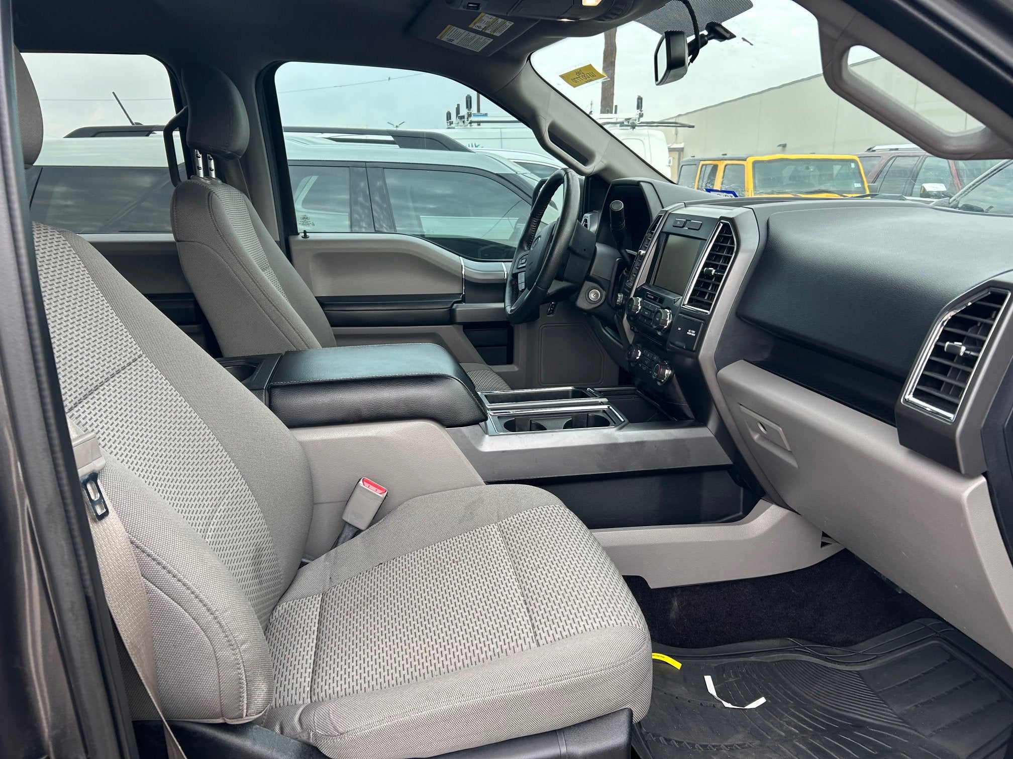 2015 Ford F-150 Base