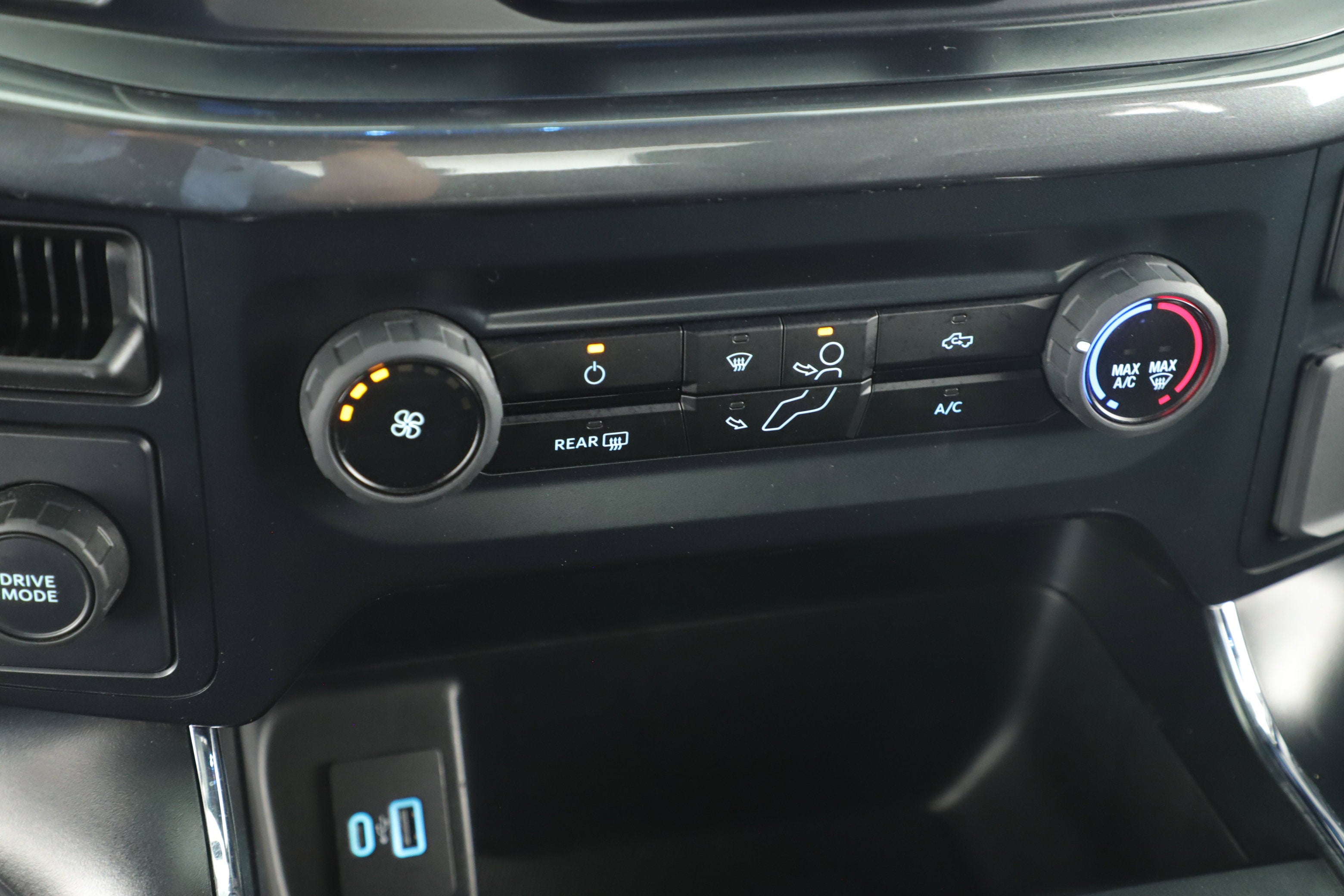 2023 Ford F-150 Base