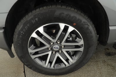 2023 Ford F-150 Base