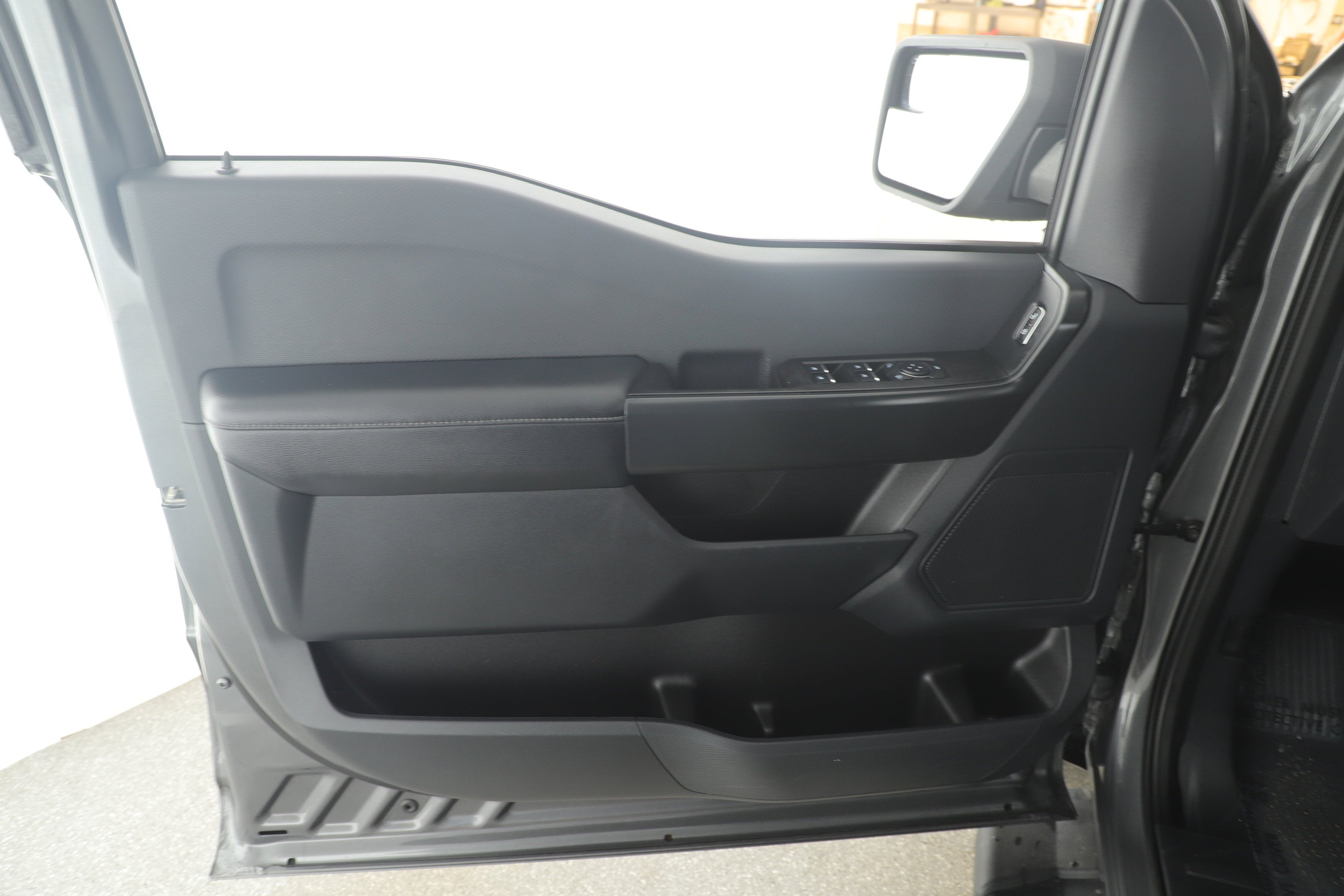 2023 Ford F-150 Base