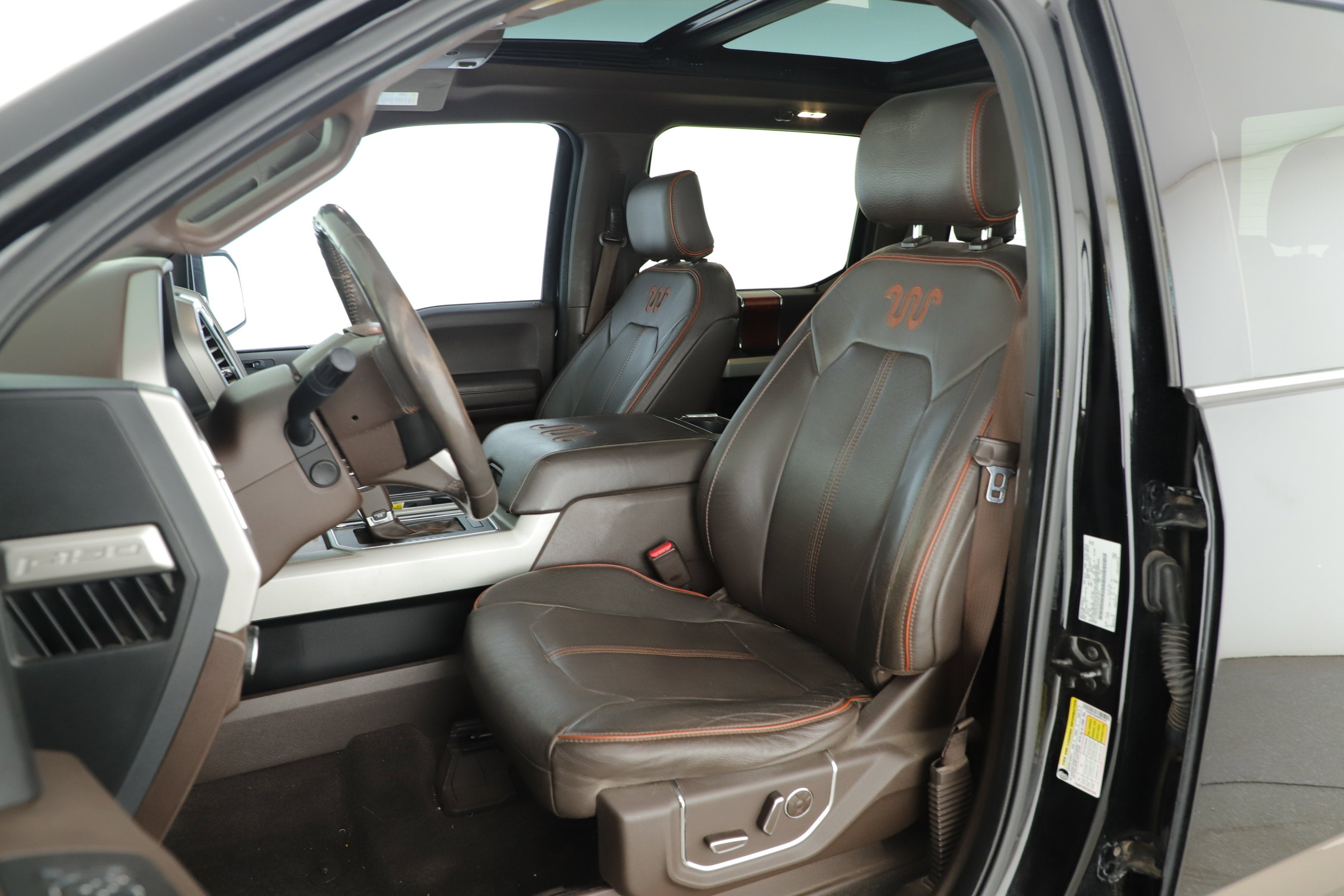 2016 Ford F-150 Base