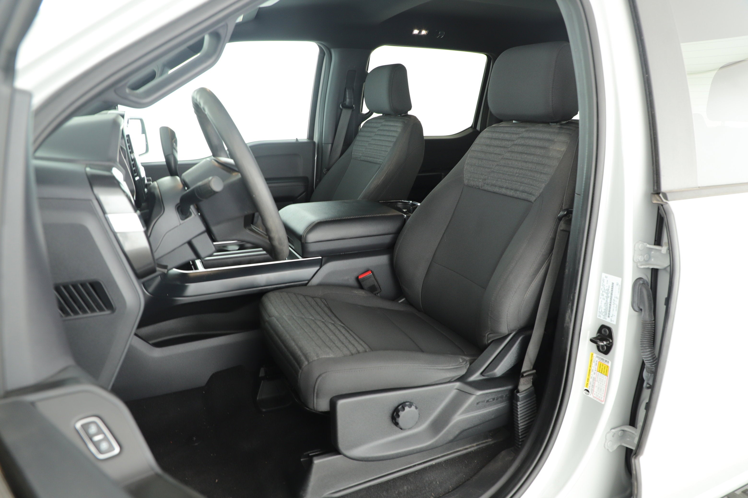 2023 Ford F-150 Base