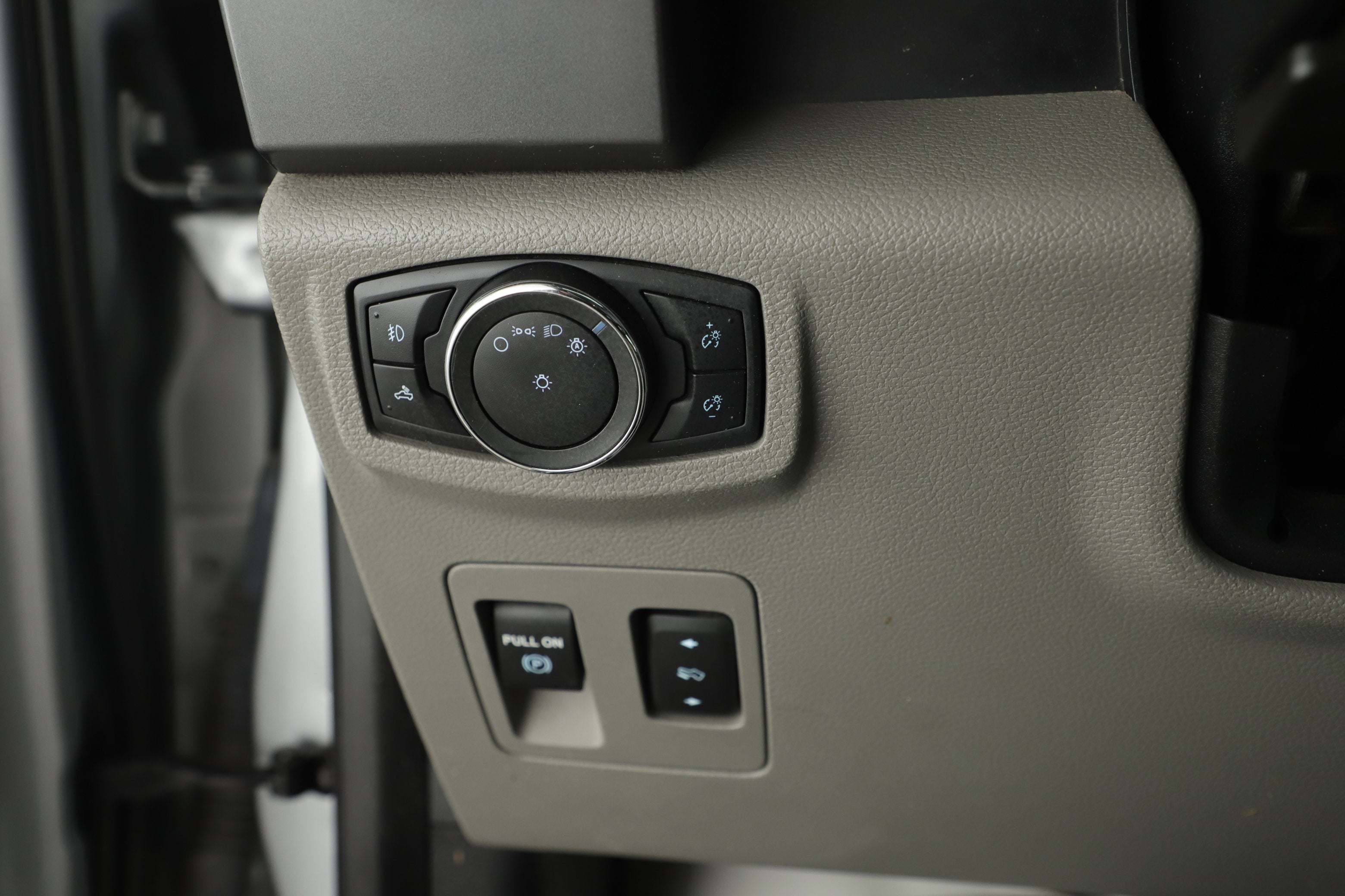 2020 Ford F-150 Base