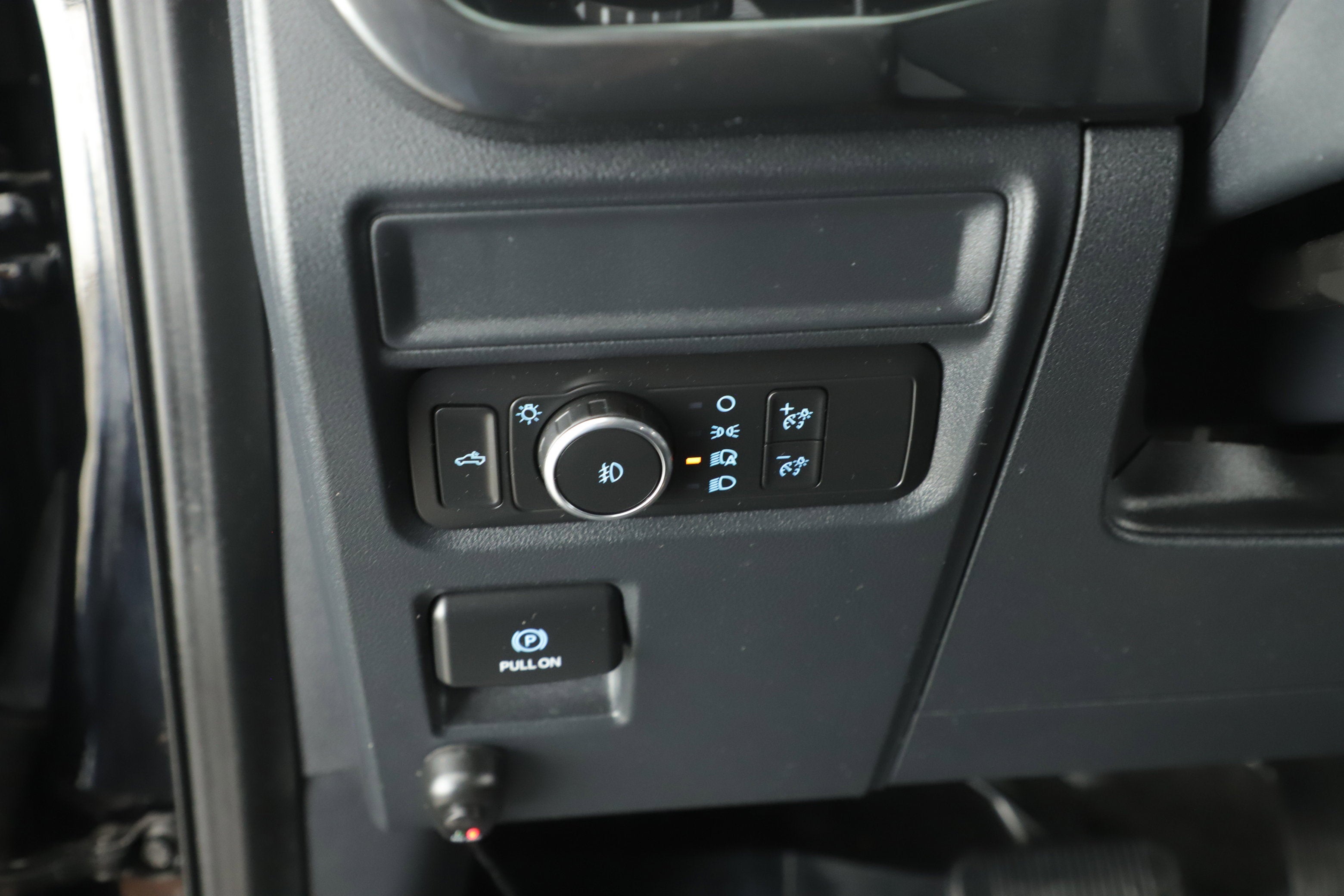 2021 Ford F-150 Base