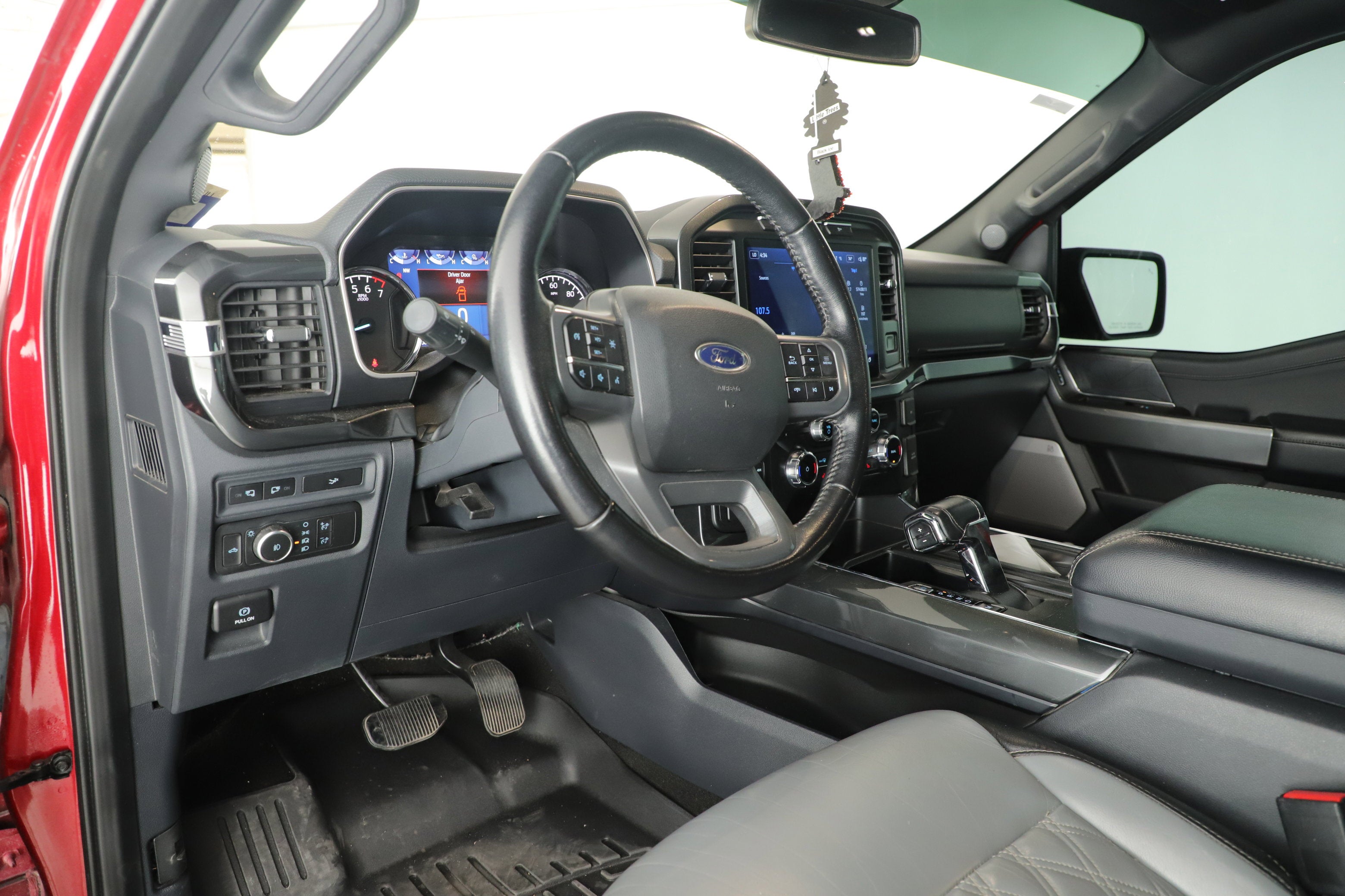 2022 Ford F-150 Base