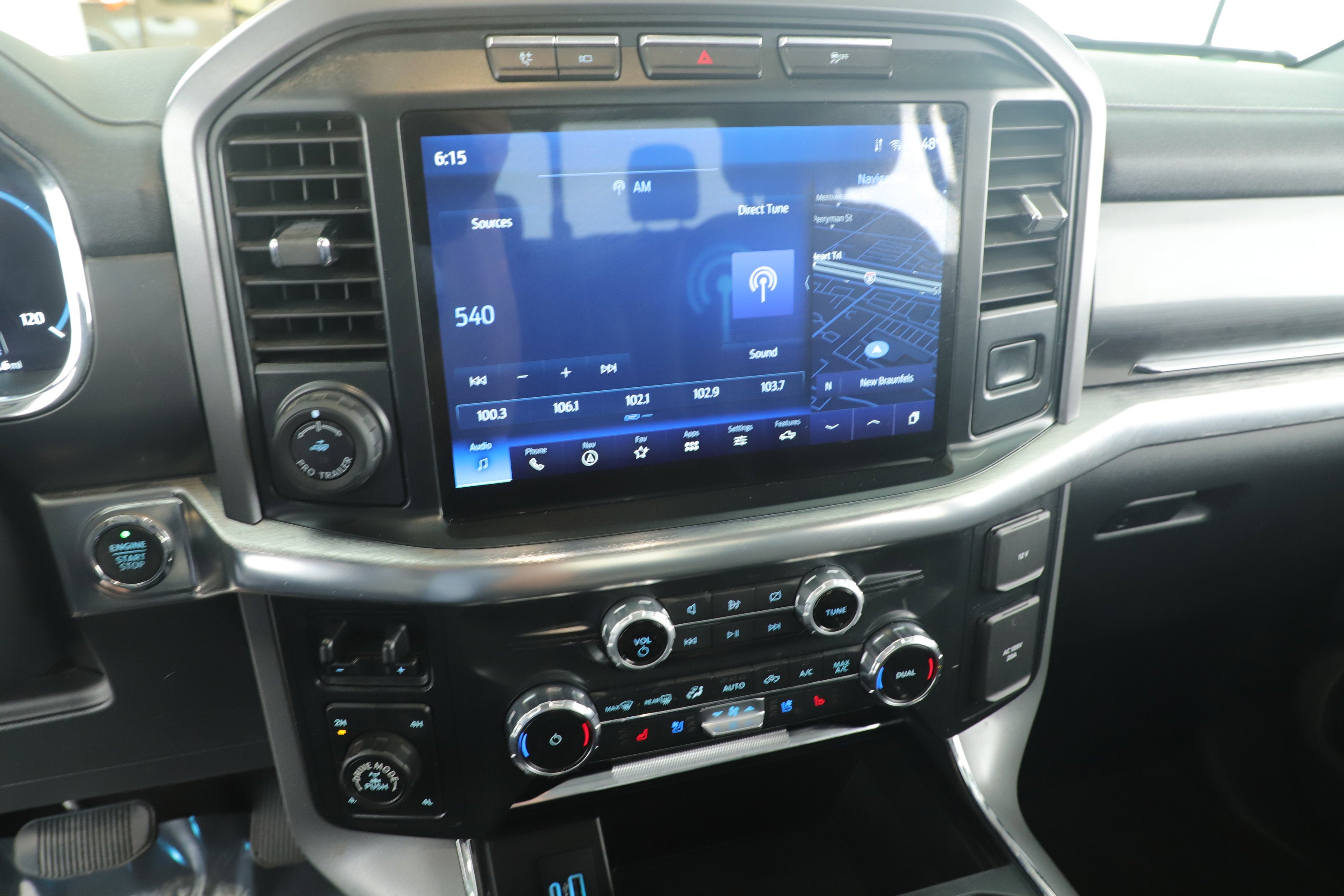 2022 Ford F-150 Base