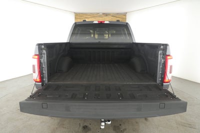 2022 Ford F-150 Base