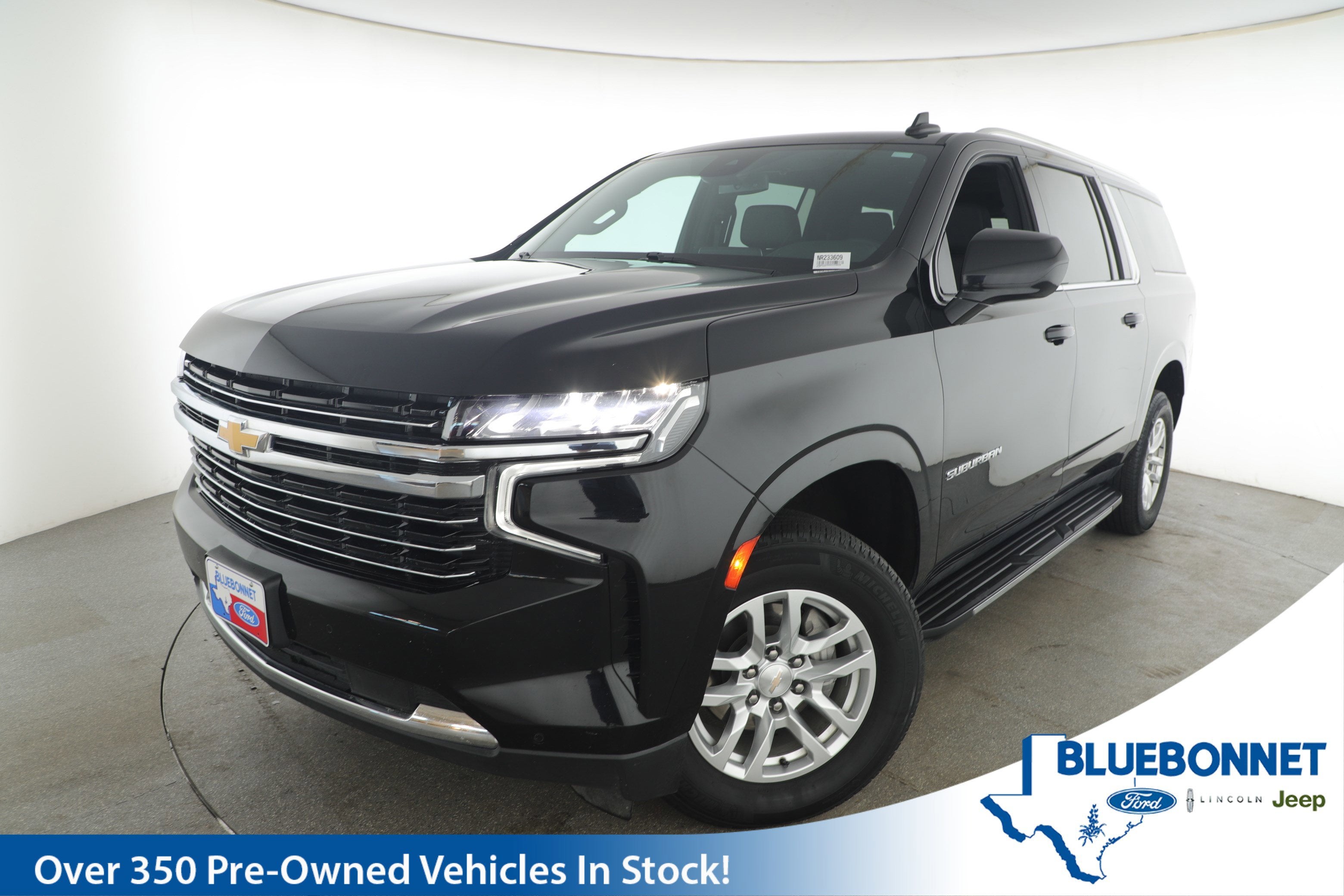 2024 Chevrolet Suburban LT