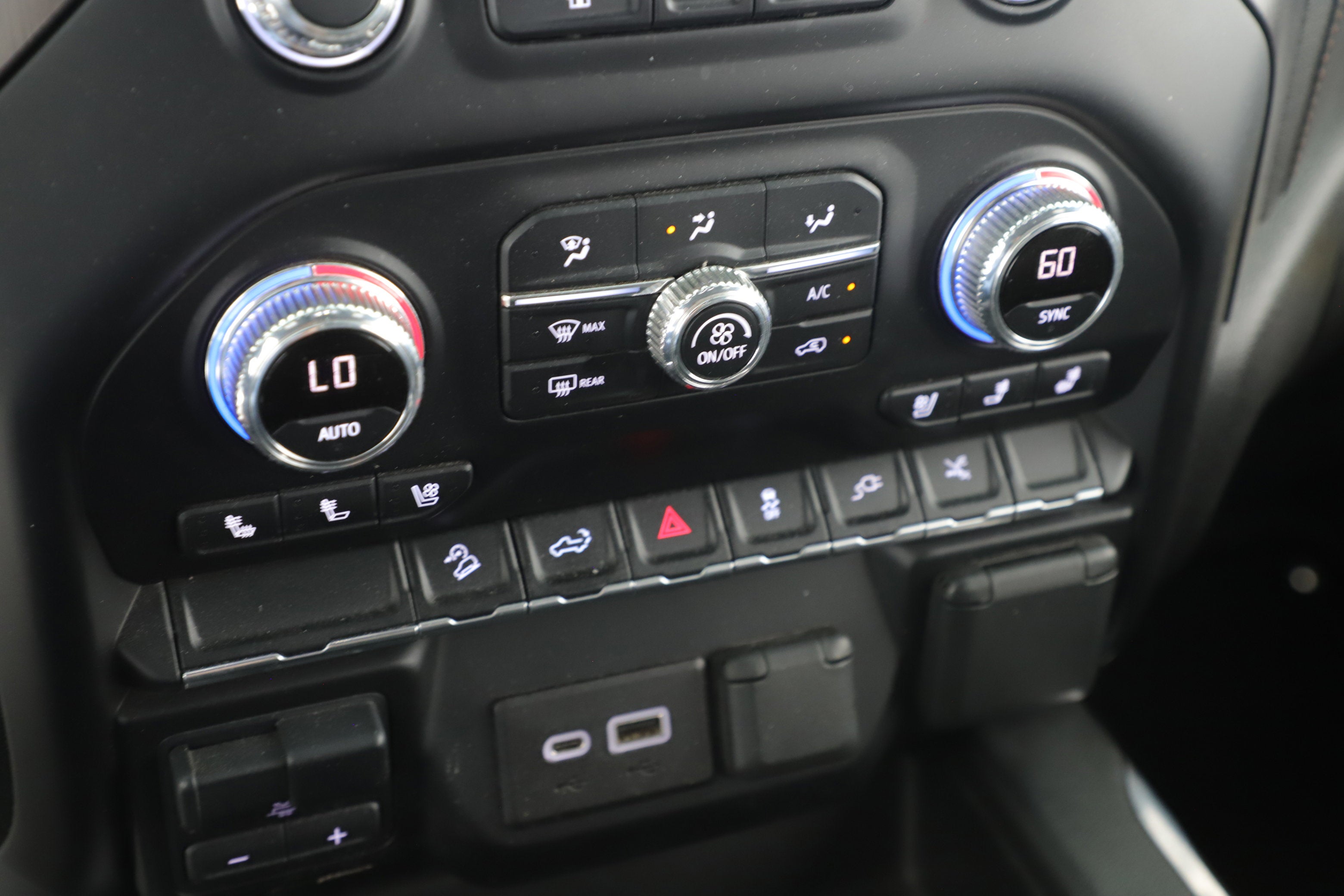 2022 GMC Sierra 2500HD AT4