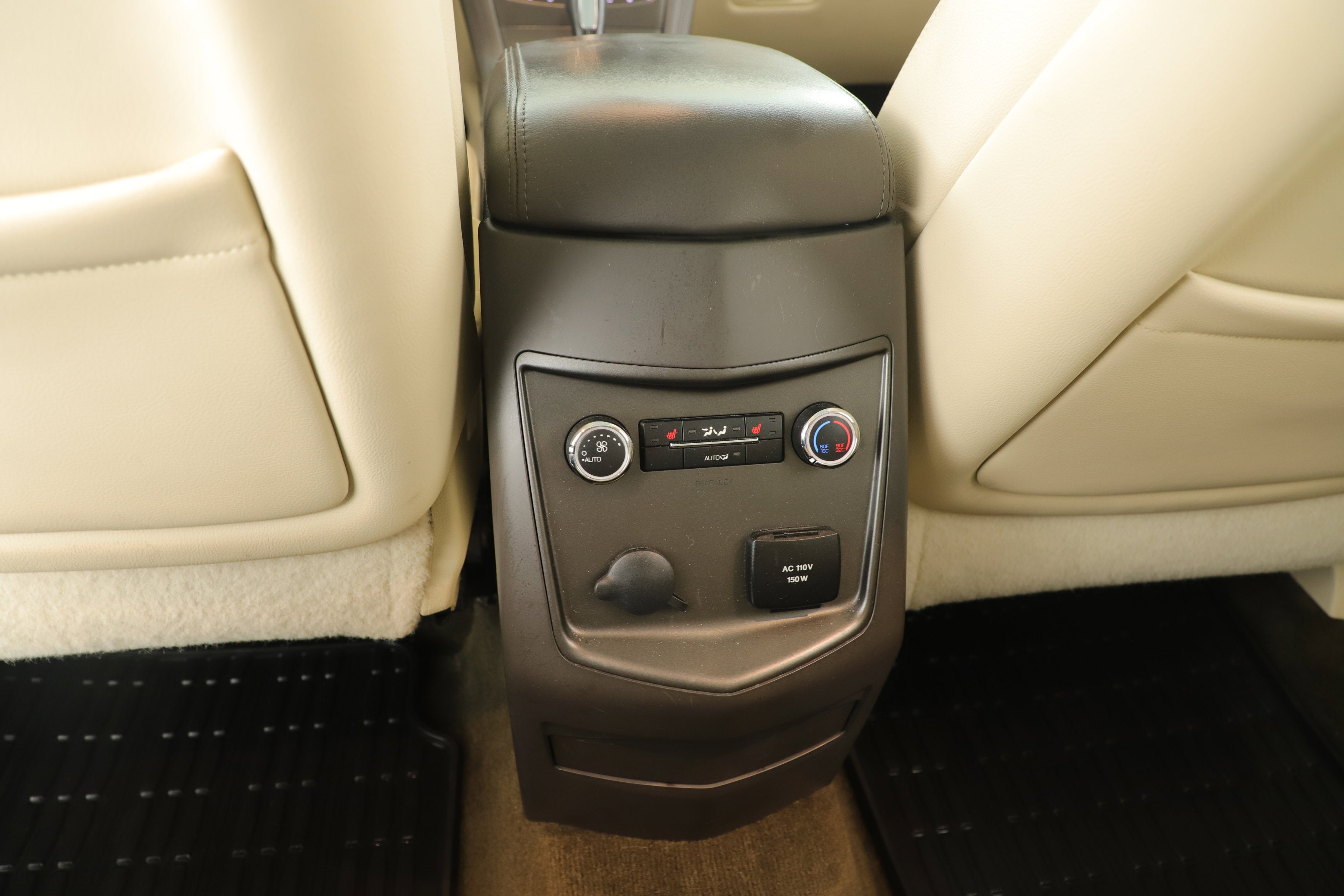 2016 Lincoln MKT EcoBoost